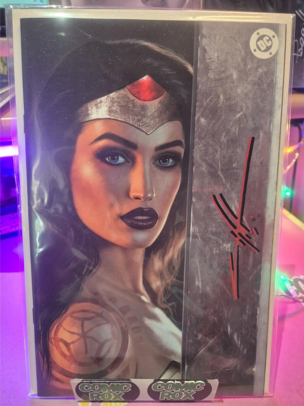 Absolute Wonder Woman #17, SIGNED by Carla Cohen with COA, Excl Virgin Ltd. 1000