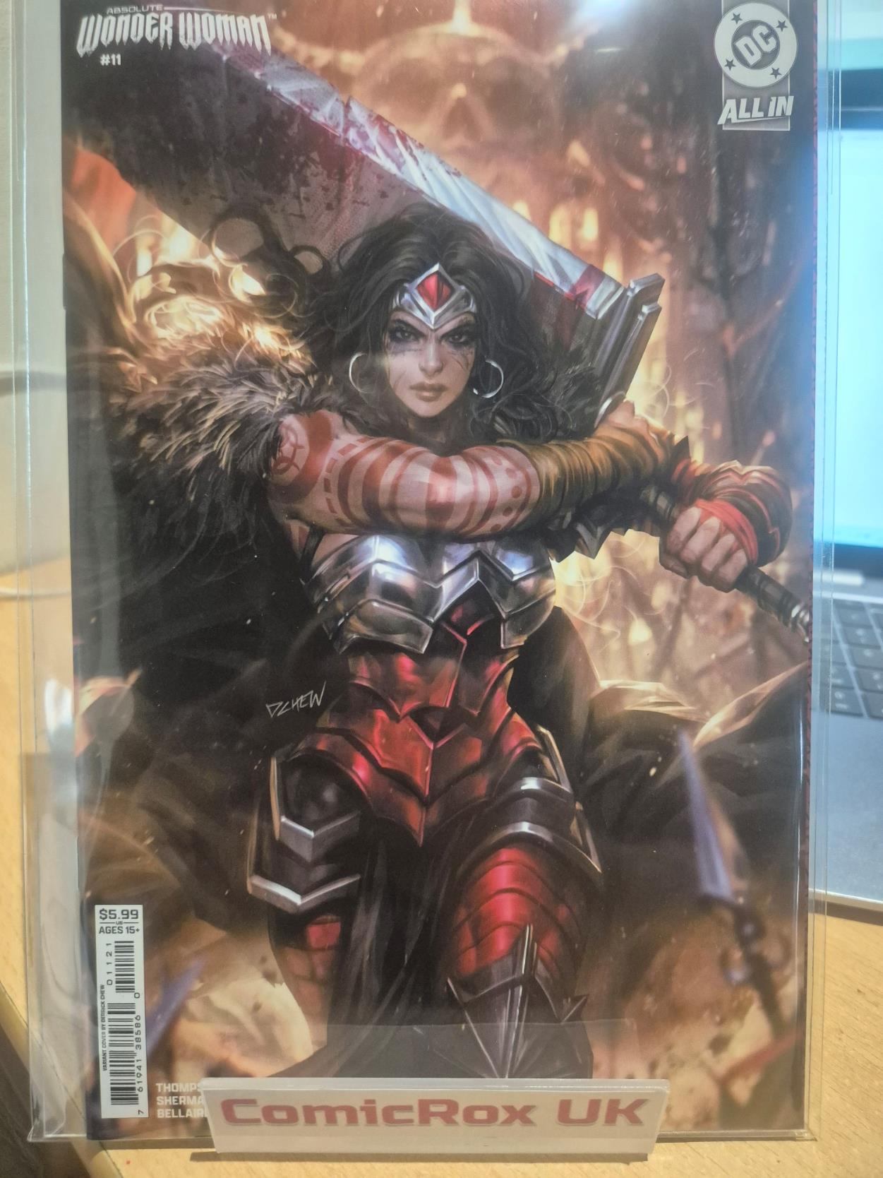 ABSOLUTE WONDER WOMAN #11 DERRICK CHEW VARIANT (27/08/2025) NM/M
