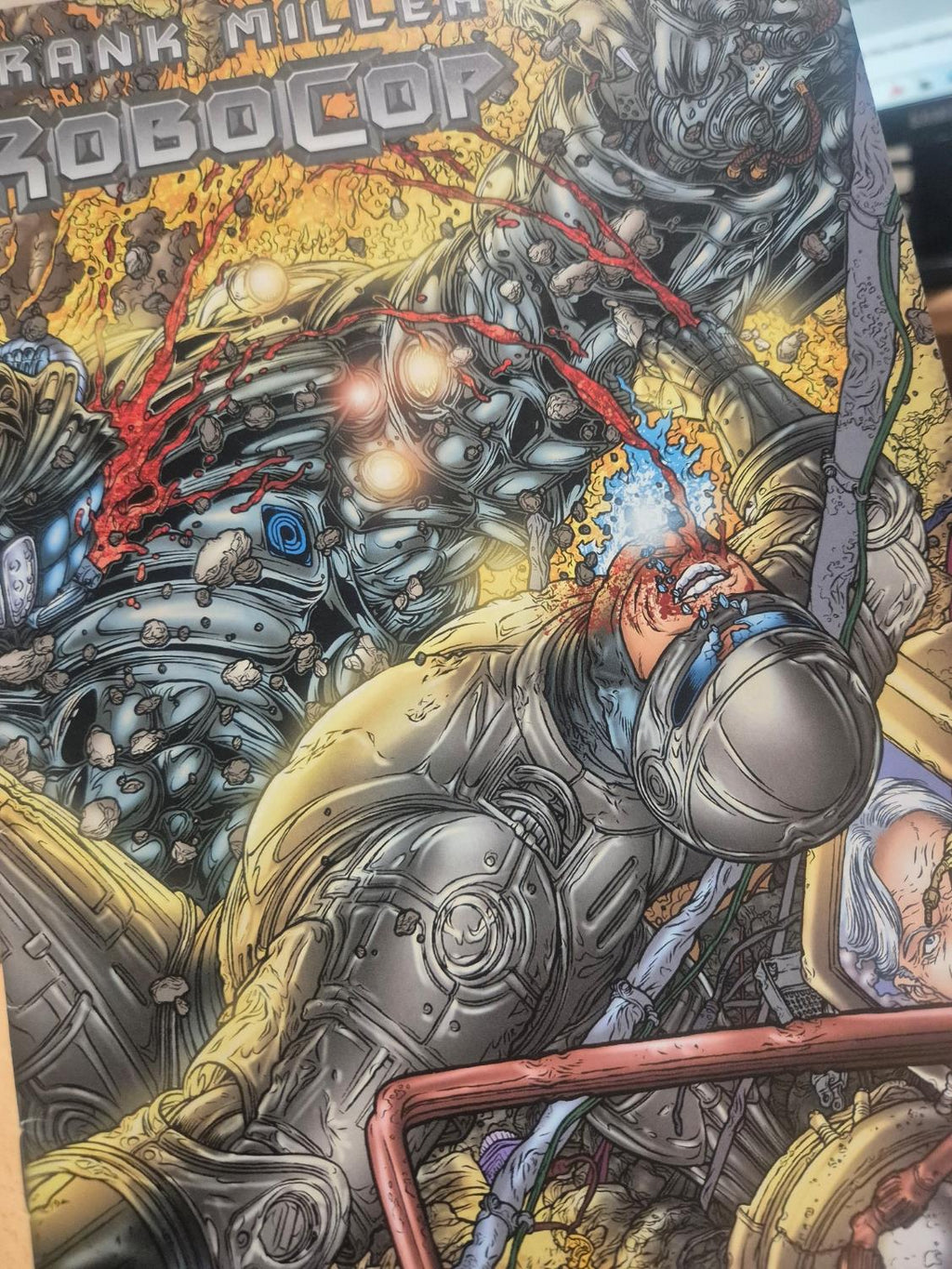 Frank Miller's Robocop #6B Wraparound cover High Grade VF/NM Avatar