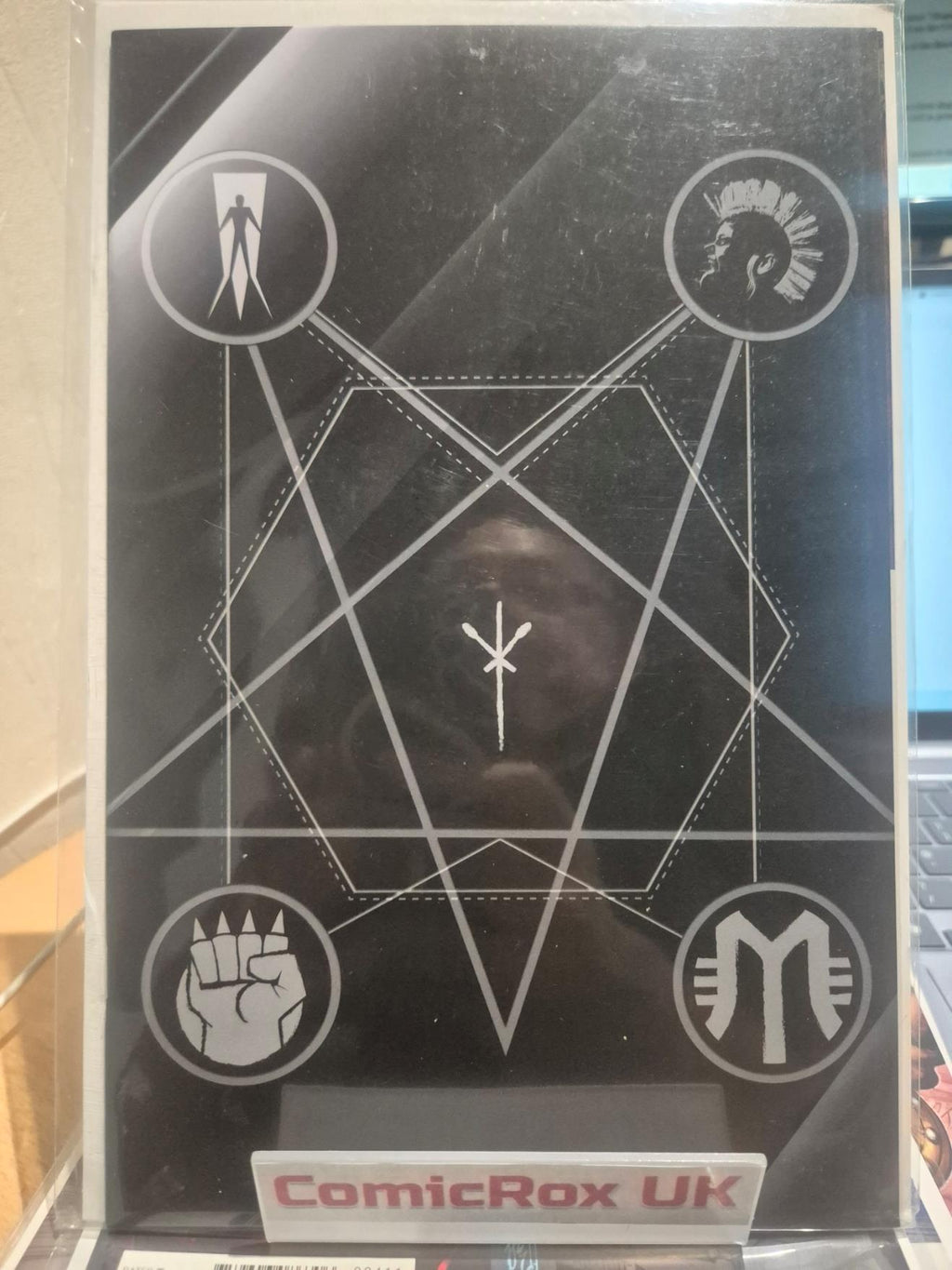 Book of Shadows (Valiant) #1 Travis Escarfullery Variant 2022 NM