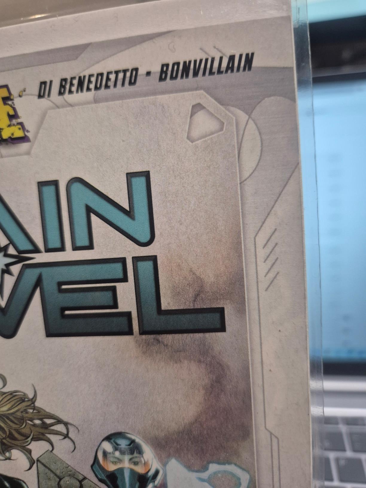 CAPTAIN MARVEL #20 Jorge Molina Trade Variant Cover (A) VF/NM - Key Edition