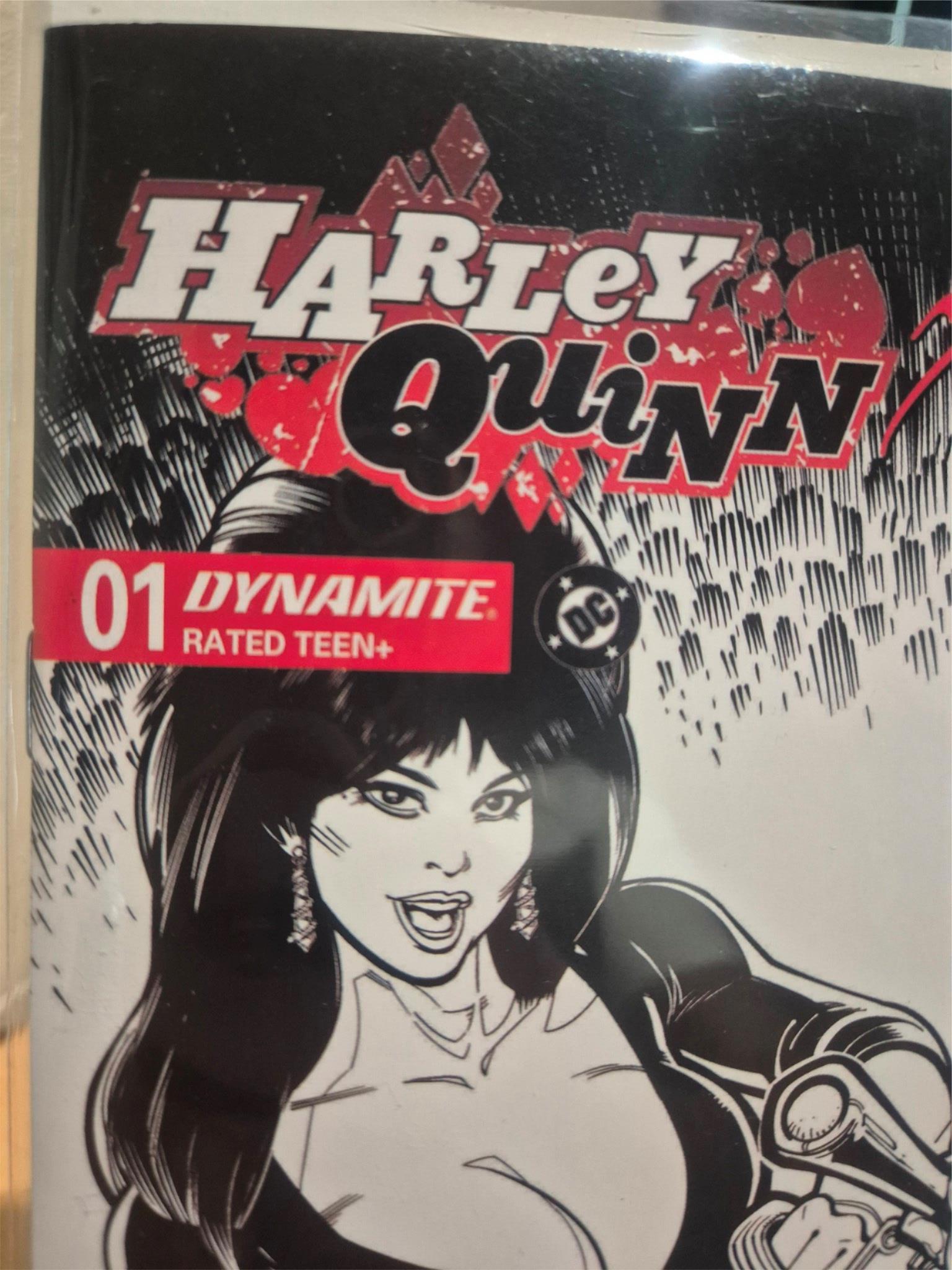 Harley Quinn X Elvira #1 (1:10) Chad Hardin B&W, Dynamite - NM/M