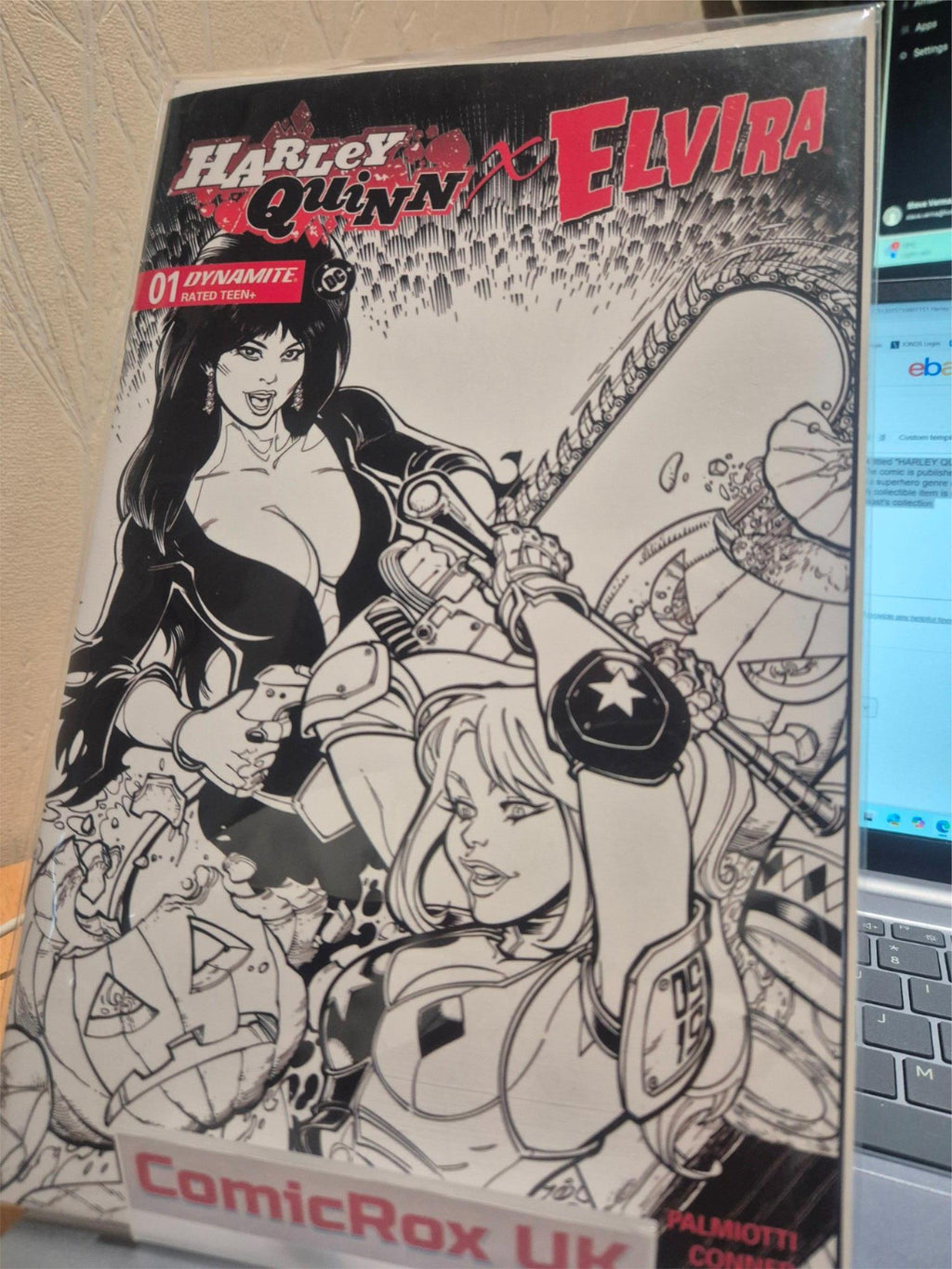 Harley Quinn X Elvira #1 (1:10) Chad Hardin B&W, Dynamite - NM/M
