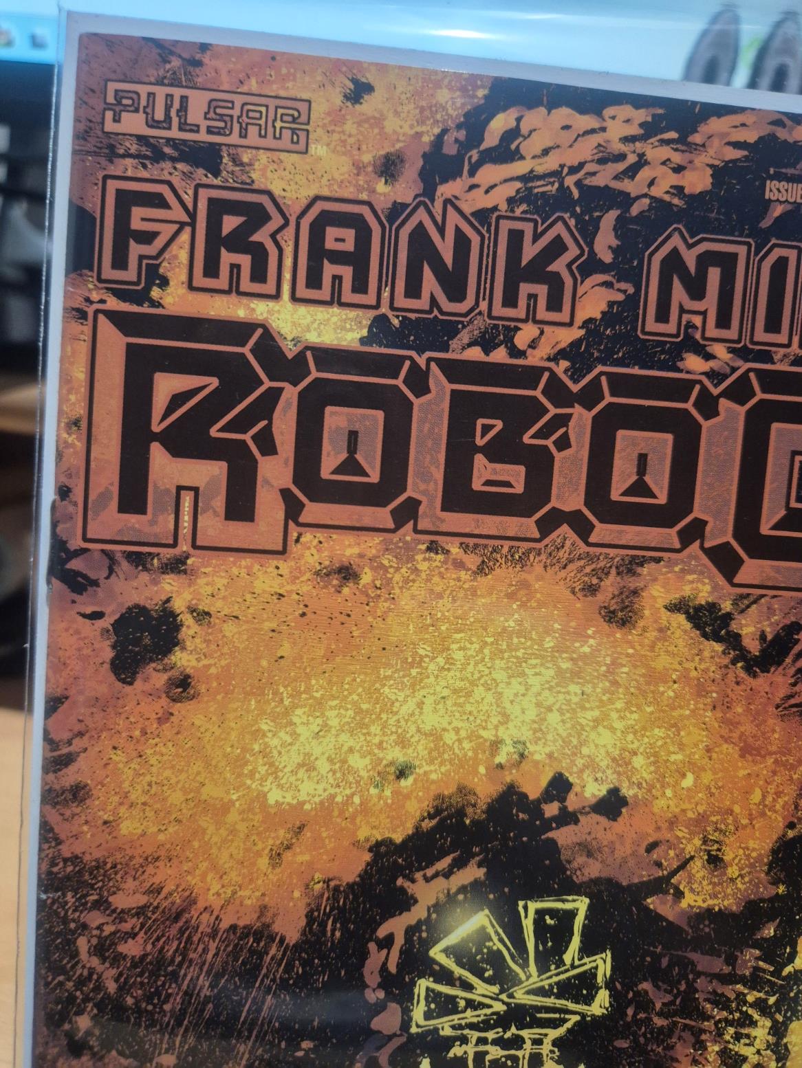 Robocop: Frank Miller's Robocop #5B Variant Cover Pulsar VF+