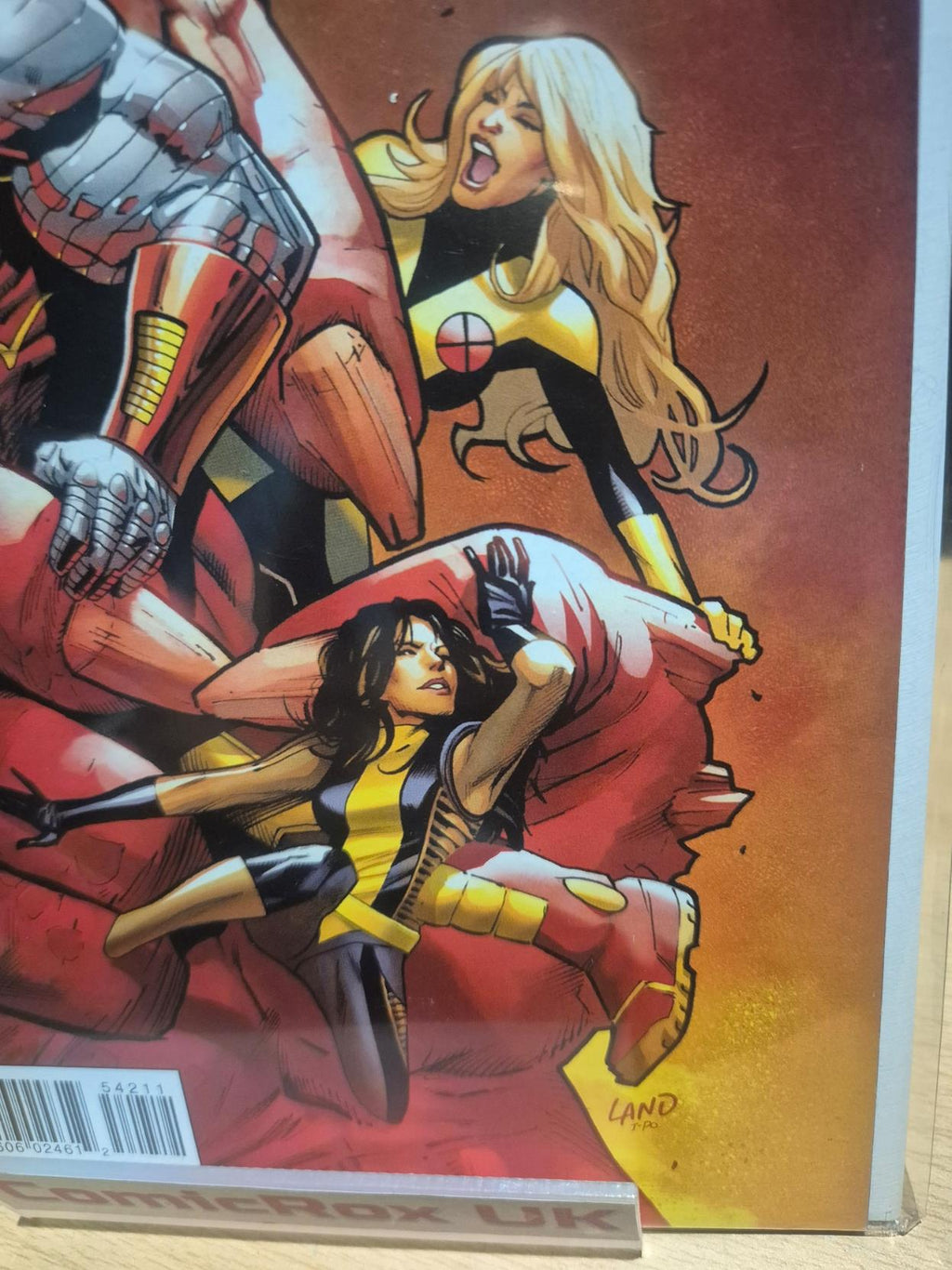 Uncanny X-Men #542 Marvel 2011 Key: 1st Colossus as Juggernaut High Grade VF/NM