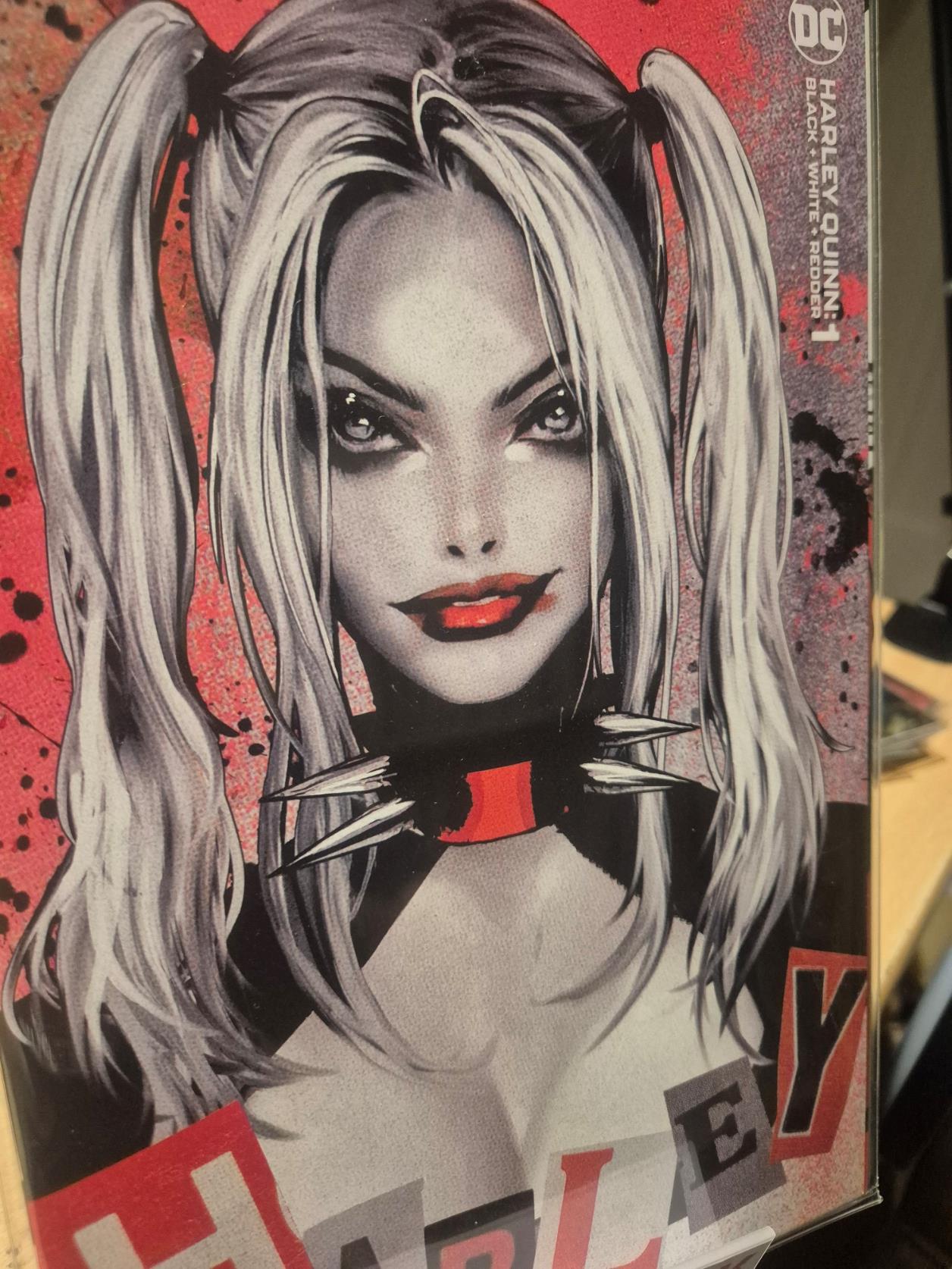 Harley Quinn: Black + White + Redder, #1, Sozo Maika Variant Cover - Mint!
