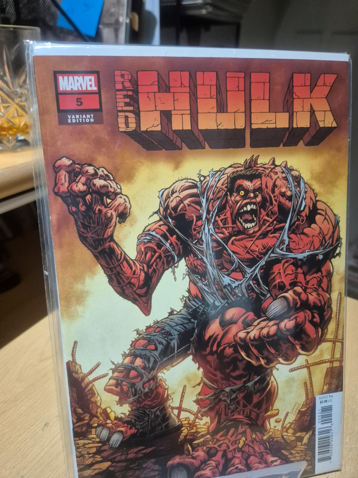 Red Hulk, #5, Danny Earls Variant, NM- New