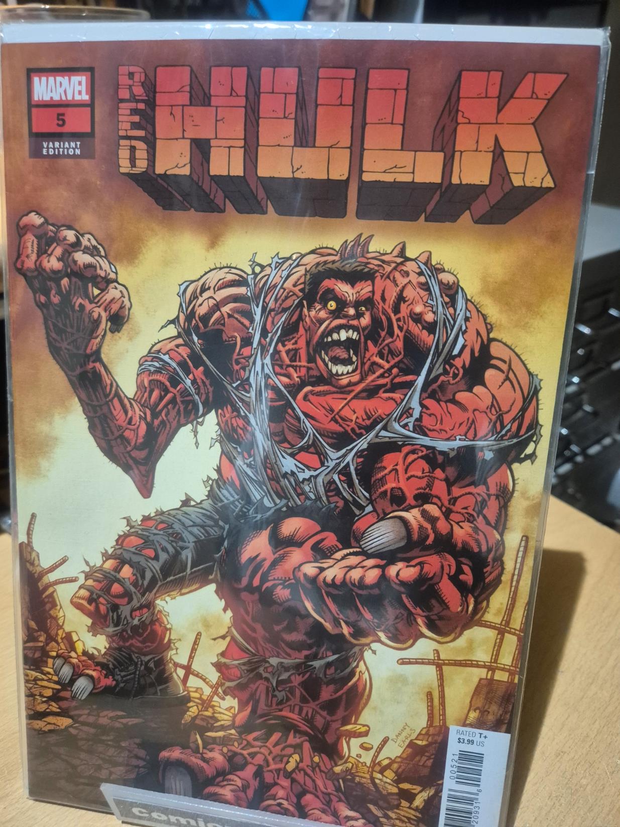 Red Hulk, #5, Danny Earls Variant, NM- New