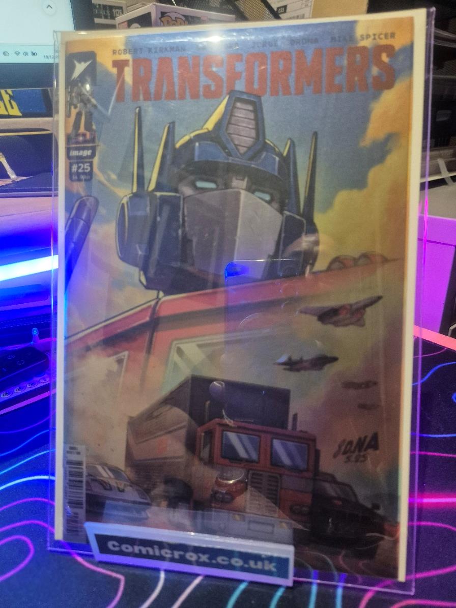 Transformers, #25, David Nakayama Foil Variant, New/Mint, Mylar Bag