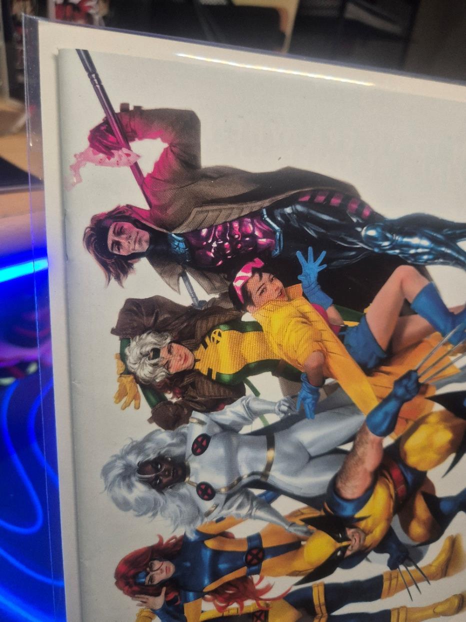X-MEN #30, MIGUEL MERCADO EXCLUSIVE VIRGIN MEGACON VARIANT, New/NM
