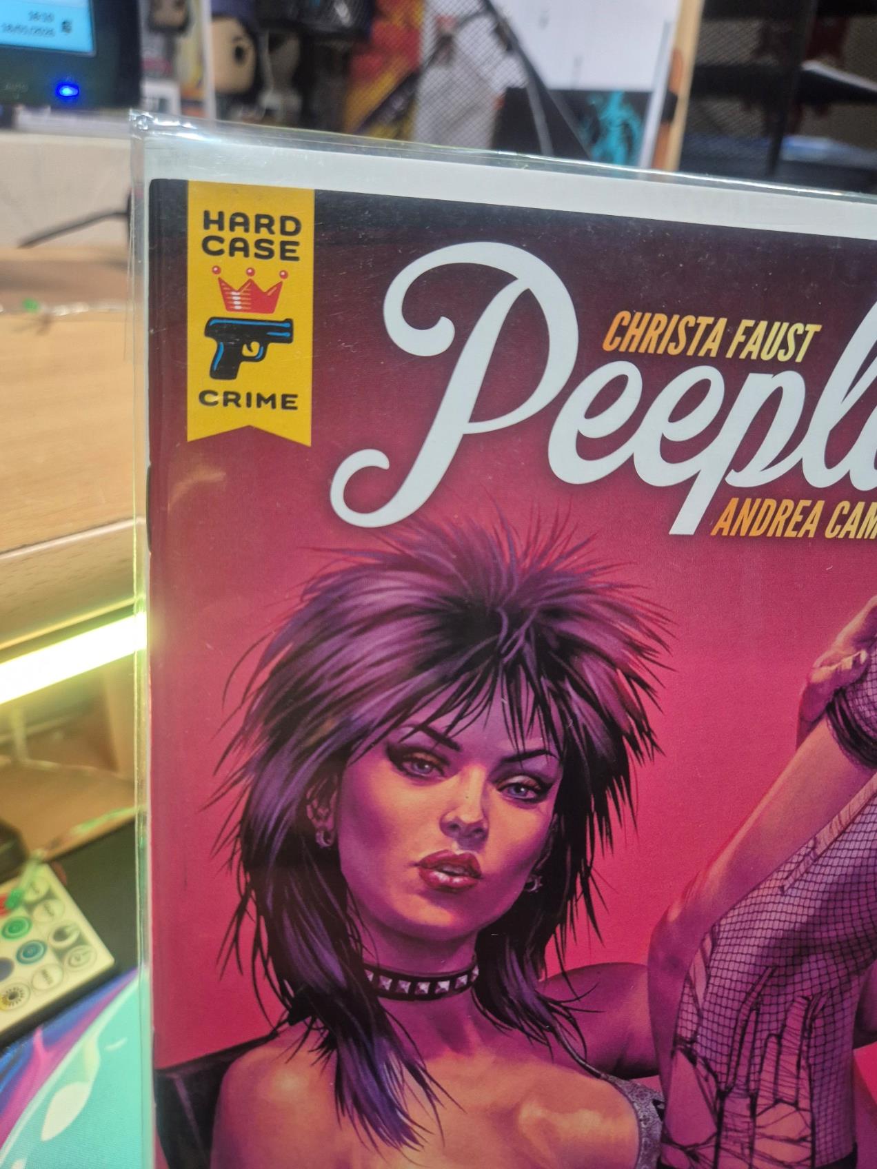 Peepland, #2, Hard Case Crime, Chris Wahl Cover. NM