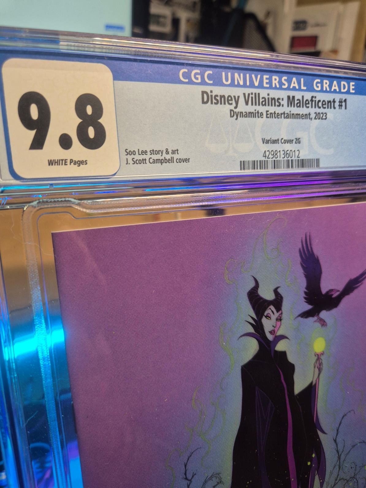 Disney Villains: MALEFICENT #1 J. Scott Campbell Incentive Virgin Var CGC 9.8