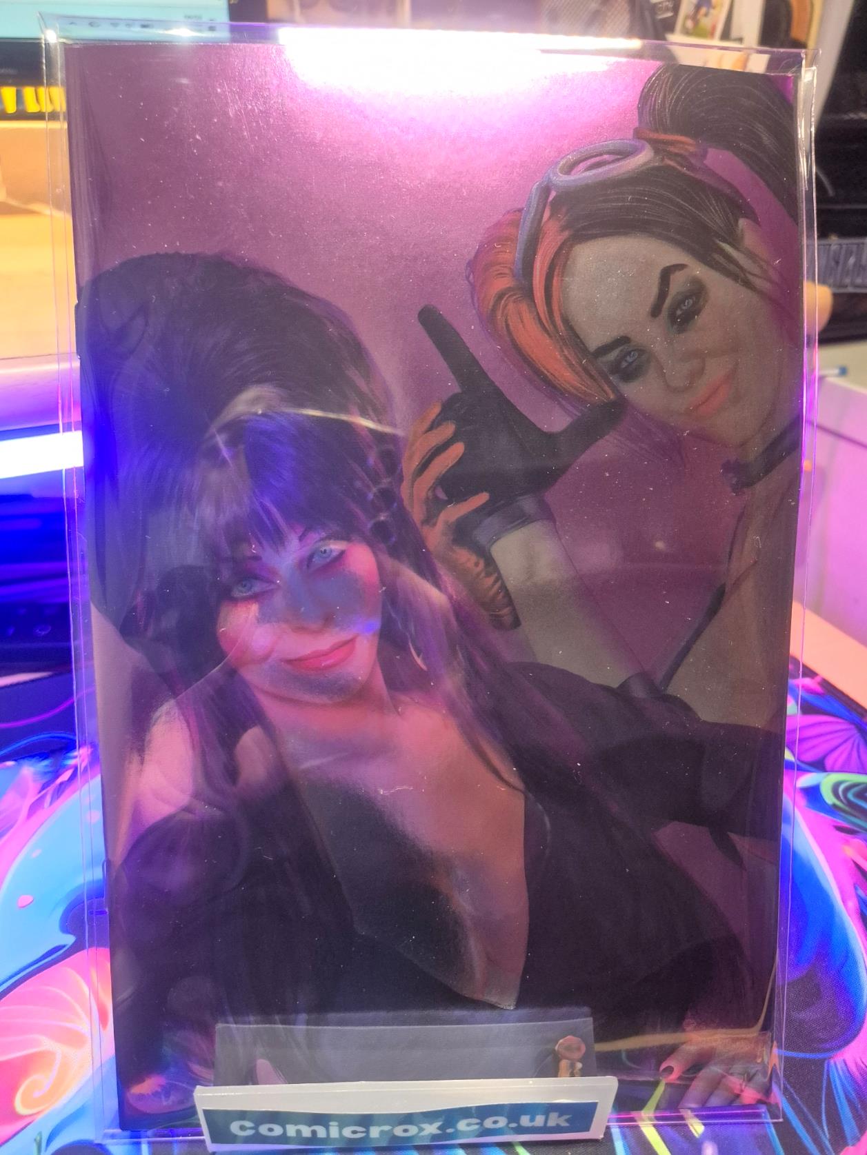 Harley Quinn X Elvira #1, Mark Spears Foil, Full Art Pink Variant, Mylar, NM