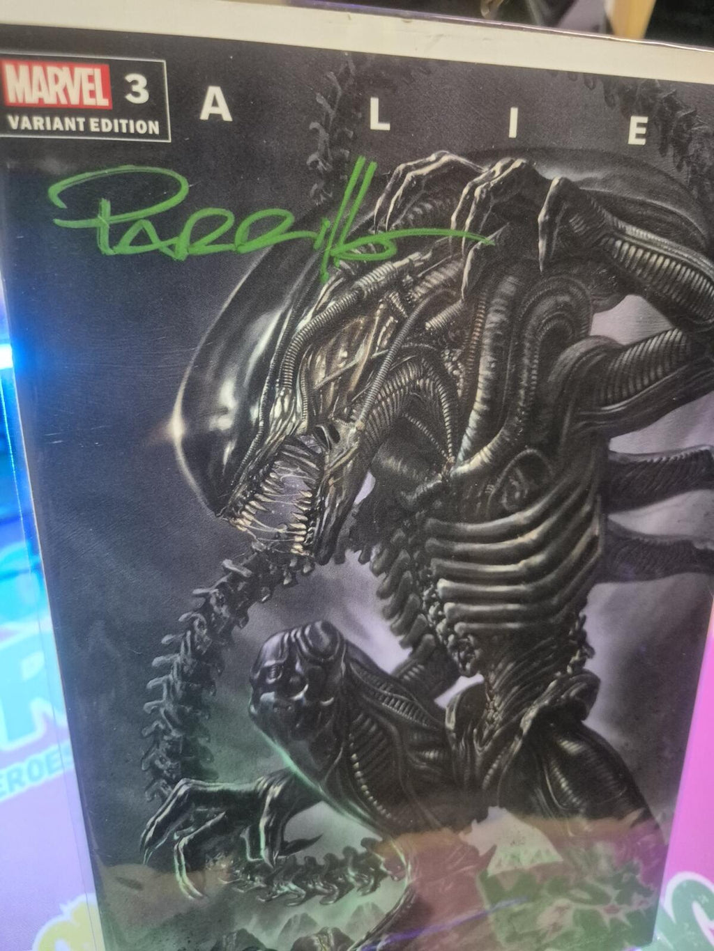 Alien #3, Trade Dress, Signed by Lucio Parrillo, with COA, NM