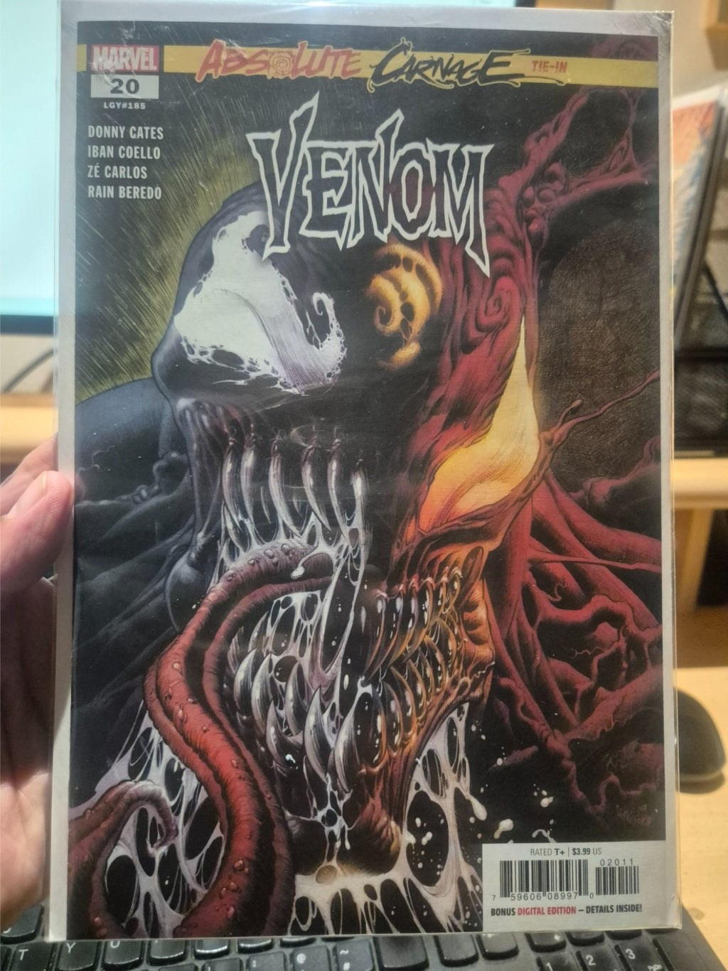 Venom, Vol. 4, Issue #20a Regular Kyle Hotz Cover 2019 NM+