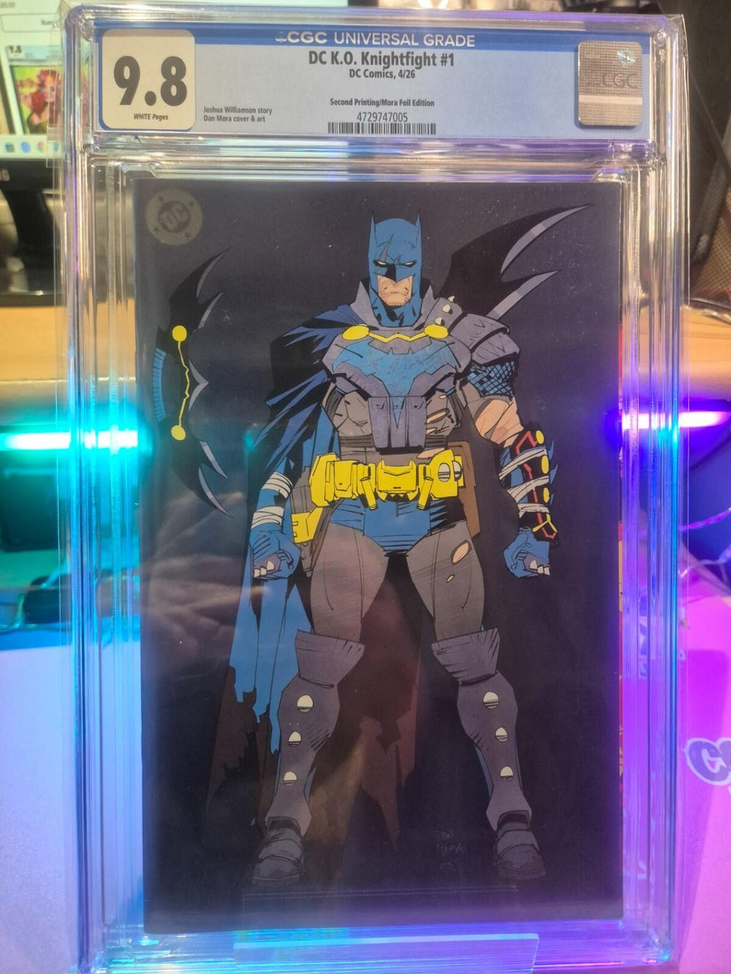 DC K.O. Knightfight #1, CGC 9.8 TOP POP! 2nd Printing Dan Mora Foil Variant