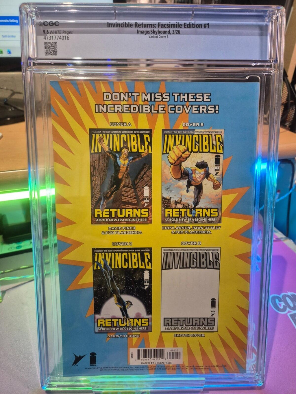 Invincible Returns #1 CGC 9.6 Facsimile Reprint Larsen variant