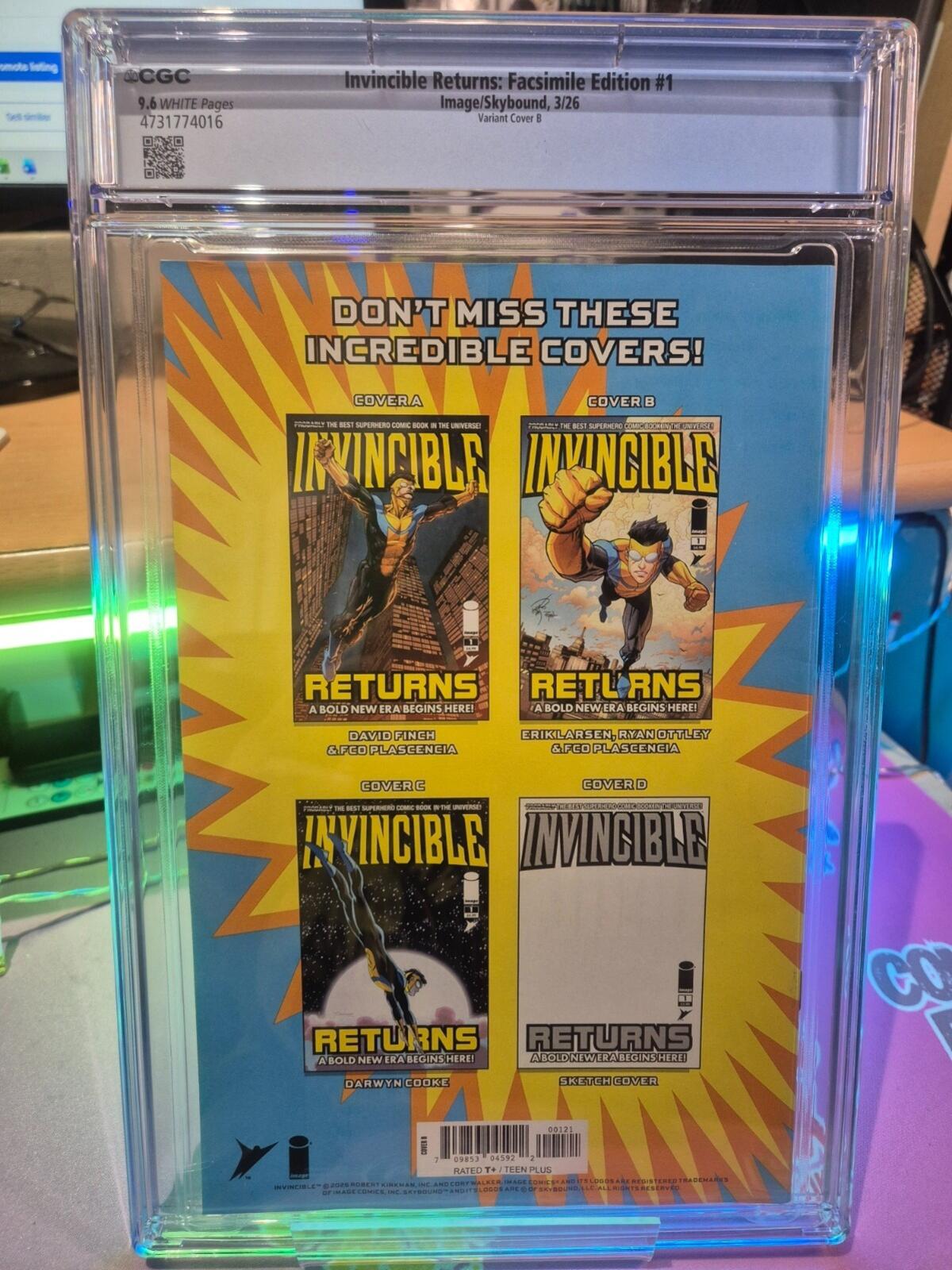 Invincible Returns #1 CGC 9.6 Facsimile Reprint Larsen variant