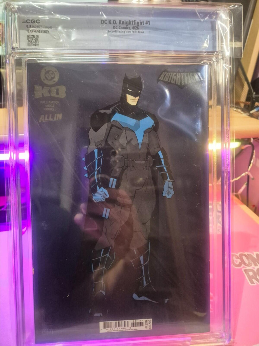 DC K.O. Knightfight #1, CGC 9.8 TOP POP! 2nd Printing Dan Mora Foil Variant