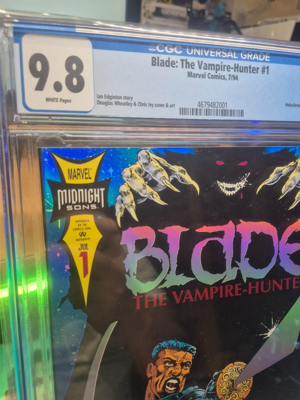 BLADE : THE VAMPIRE HUNTER #1 - CGC 9.8 (1994 ; White Pages)