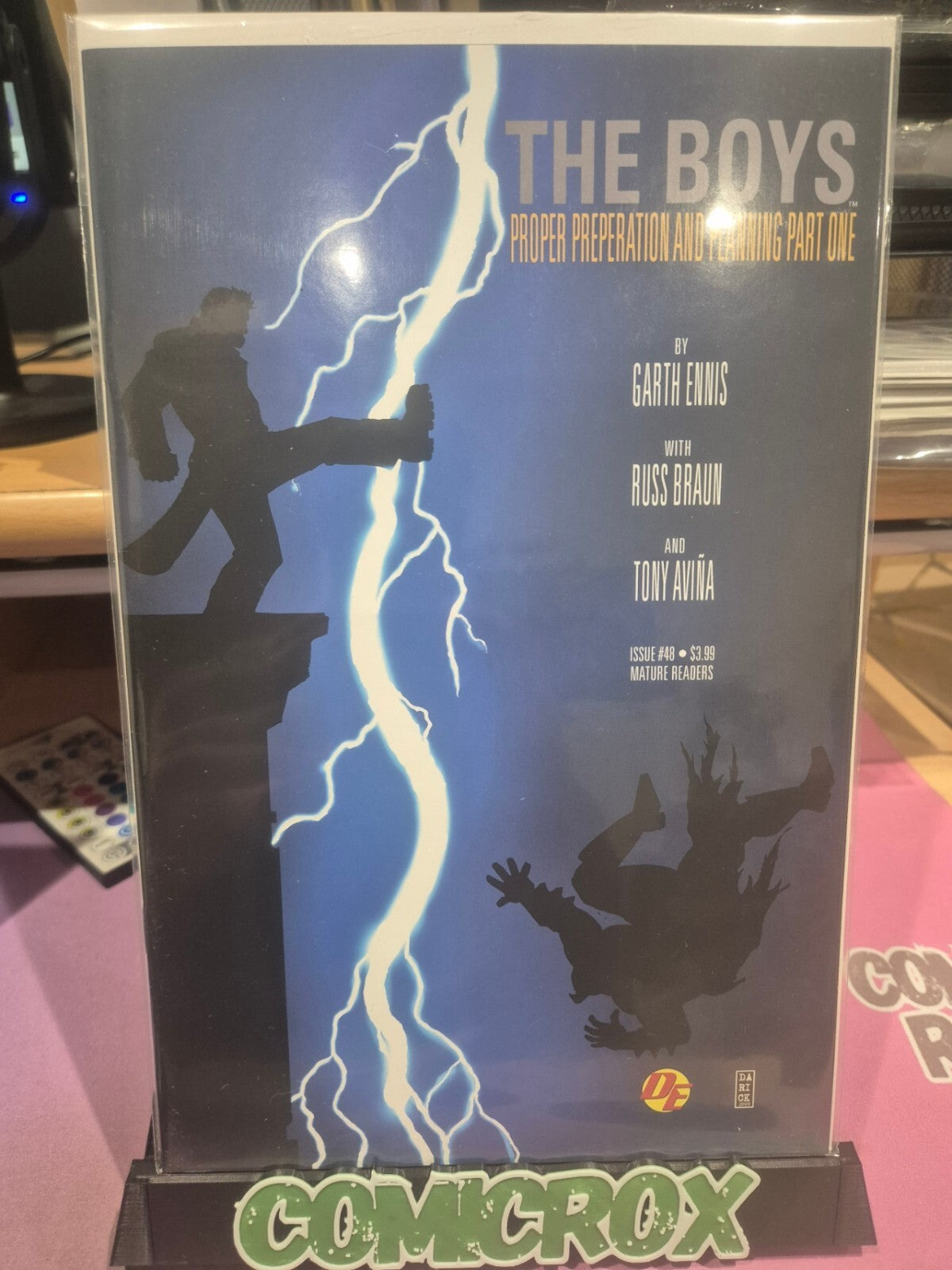 The Boys #48, 2010, Dark Knight Homage, High Grade, NM