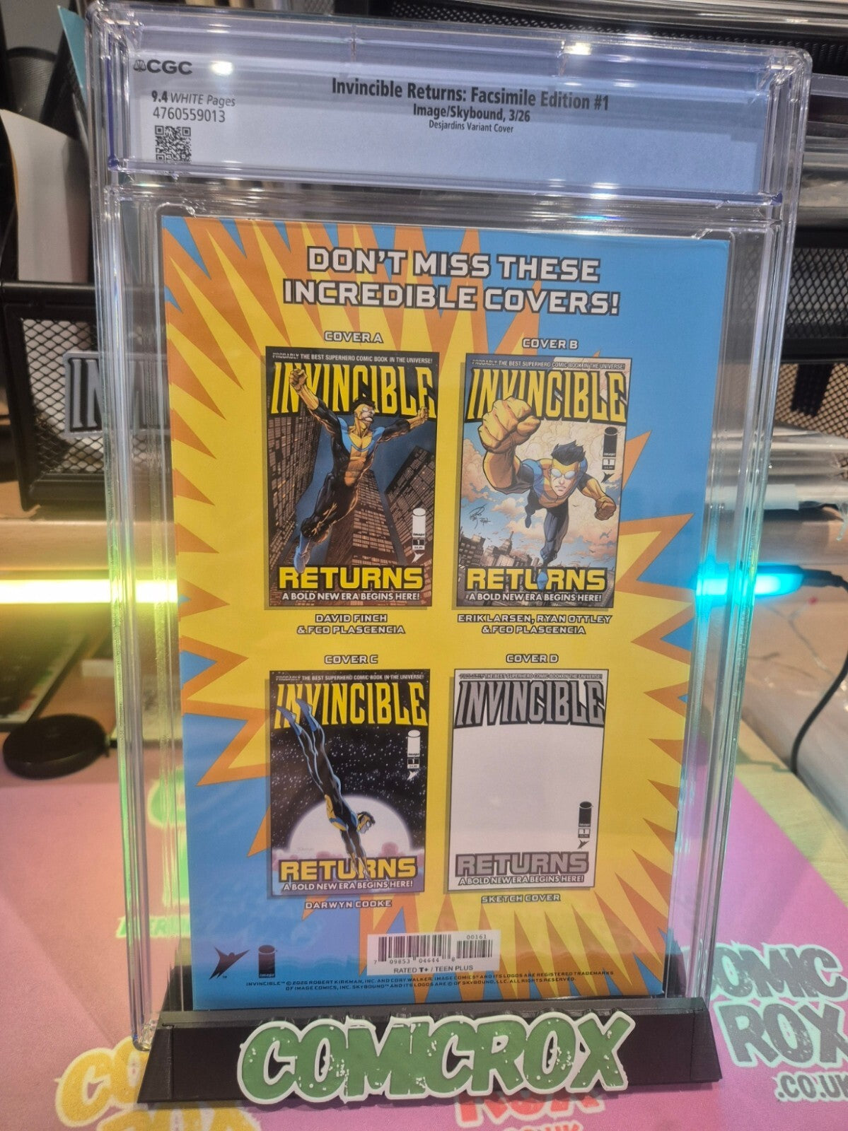 Invincible Returns #1, CGC 9.4, Desjardins Exclusive Fascimile Variant Ltd. 1500