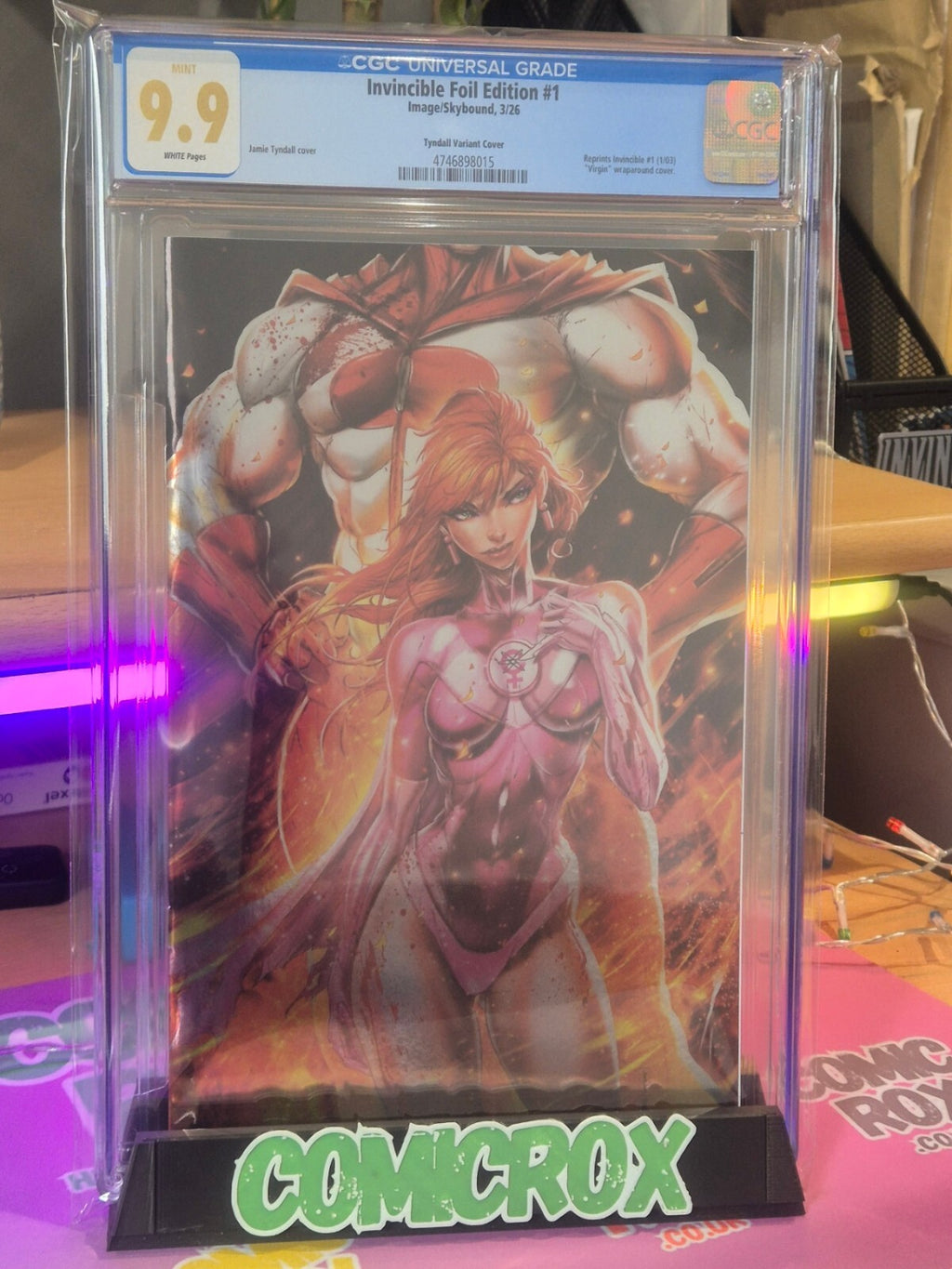 Invincible #1, CGC 9.9 Mint! Jamie Tyndall Exclusive Foil Ltd 1500
