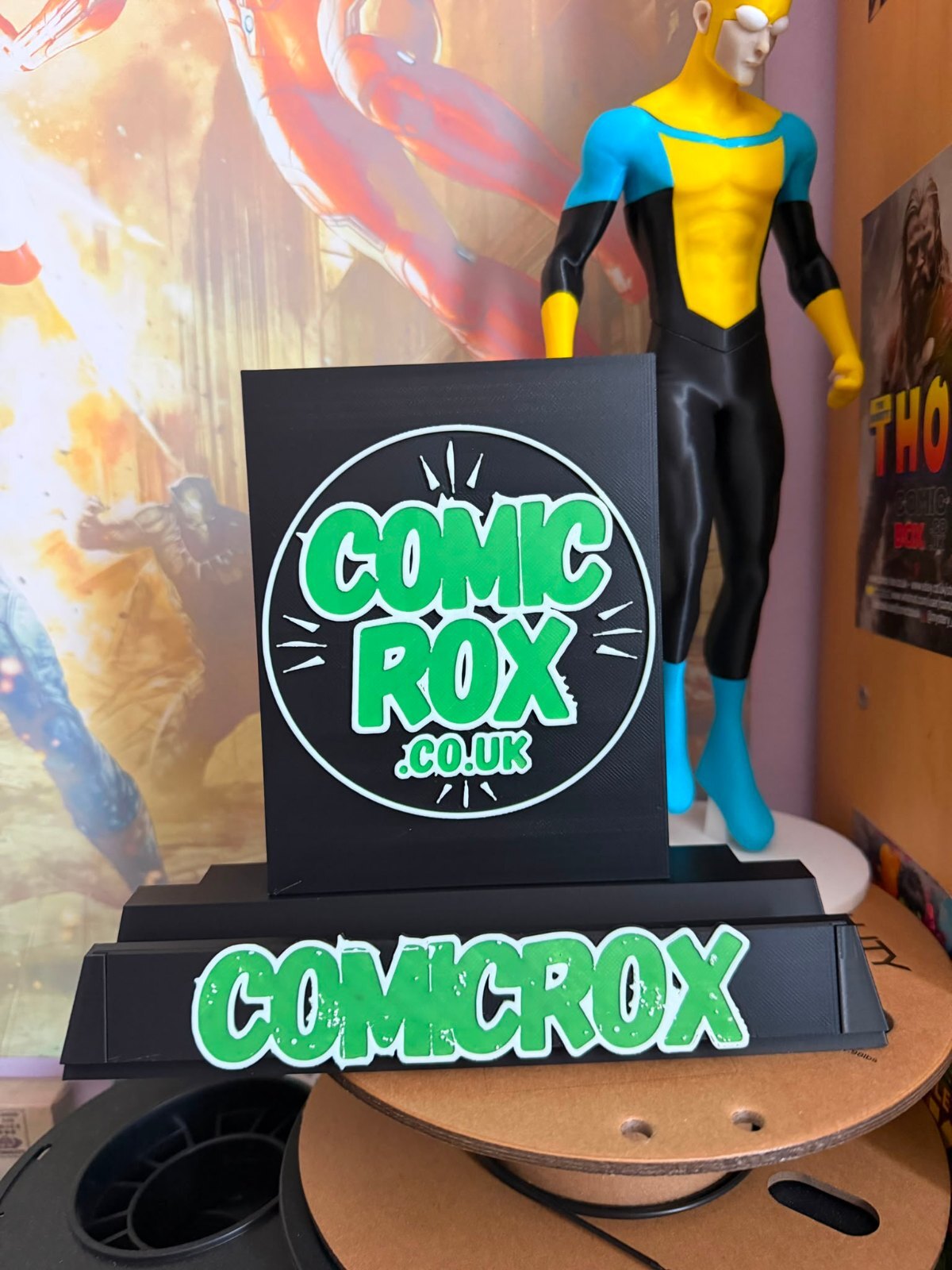 Comic Stands (Made to Order) Now available. See Description for Details