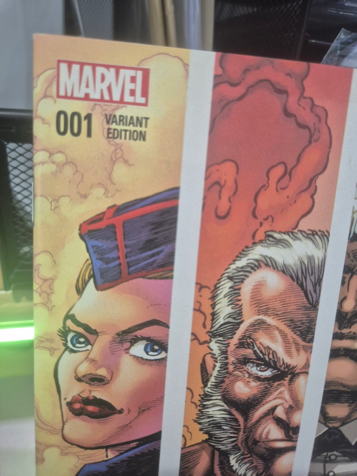 Secret Wars #1, 2015, Pat Broderick Exclusive Variant, Mylar, NM+