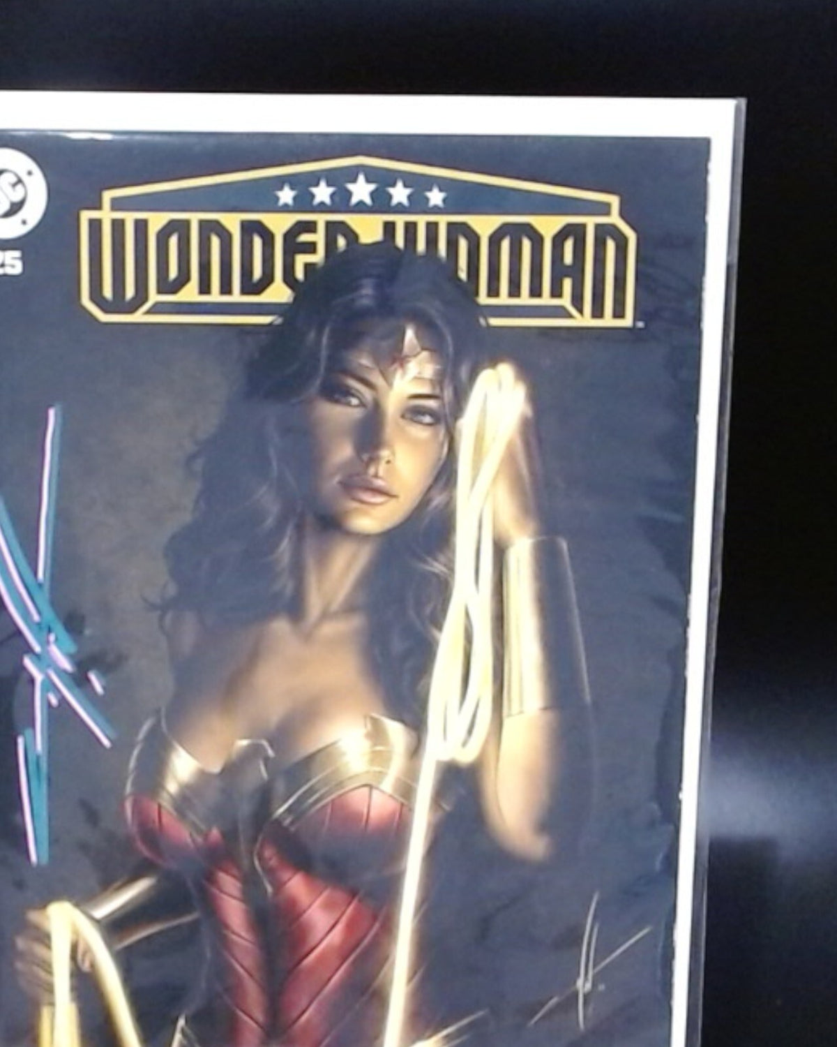 Wonder Woman #25, SIGNED BY CARLA COHEN, Ltd 3000 Copies. VF/NM