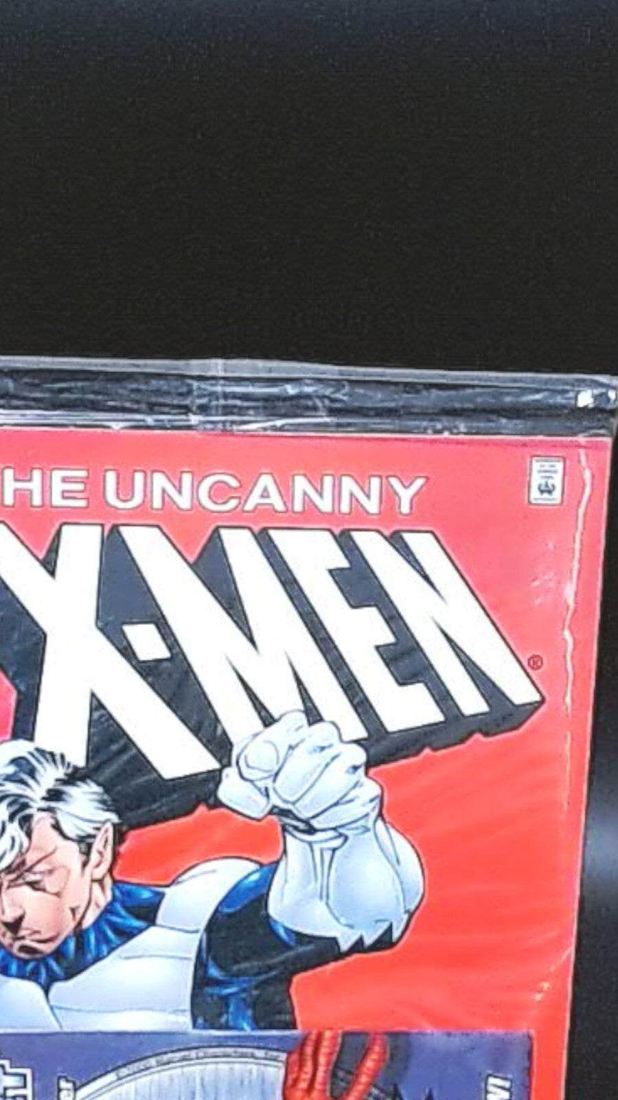 Uncanny X-Men 392, 2001, In Polybag with Marvelonline.net install disk, NM