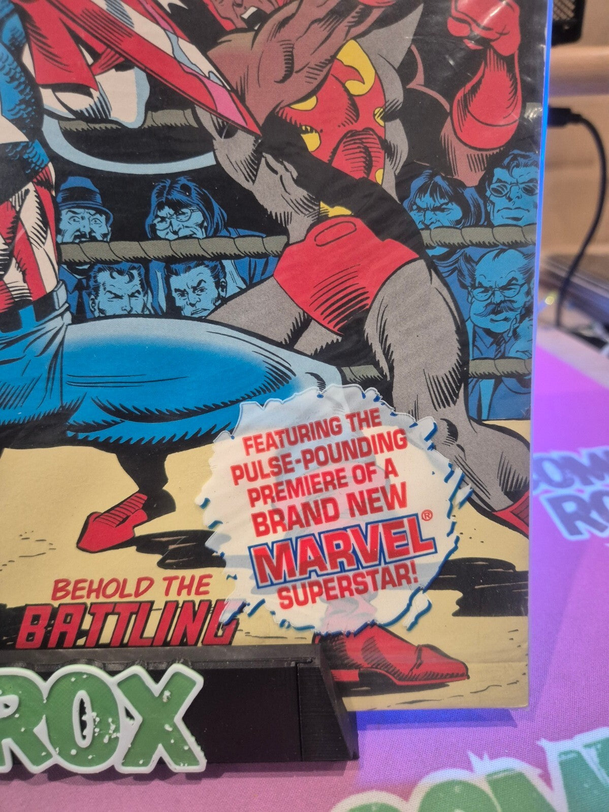 Captain America #12, 1993, Sealed in Polybag with Bantam Trading Card, NM