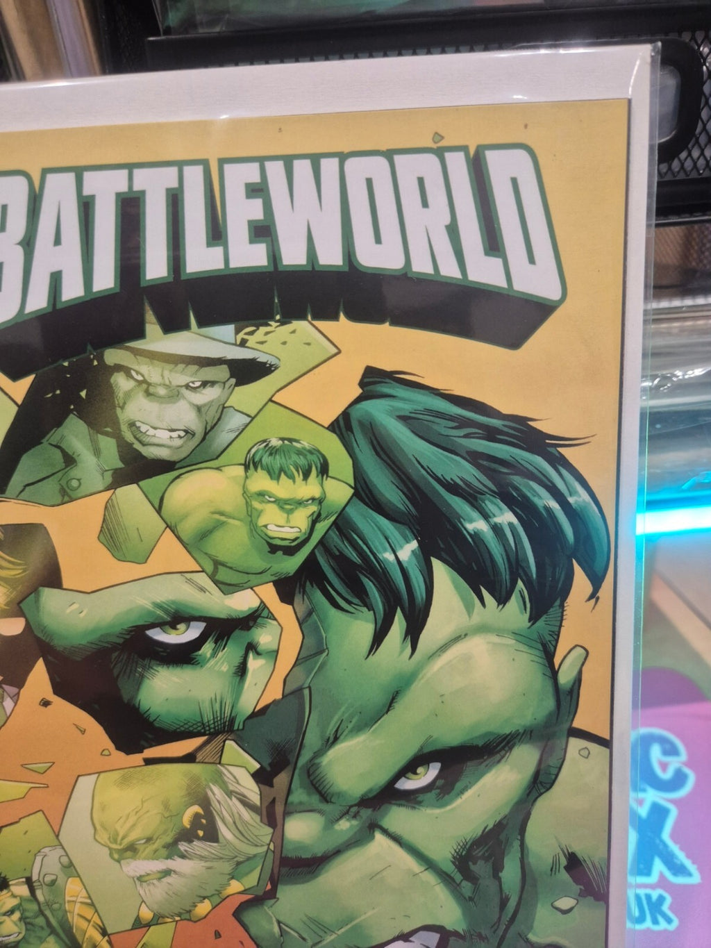 Battleworld #2, Rare Greg Land 1:25 Incentive Variant, NM+