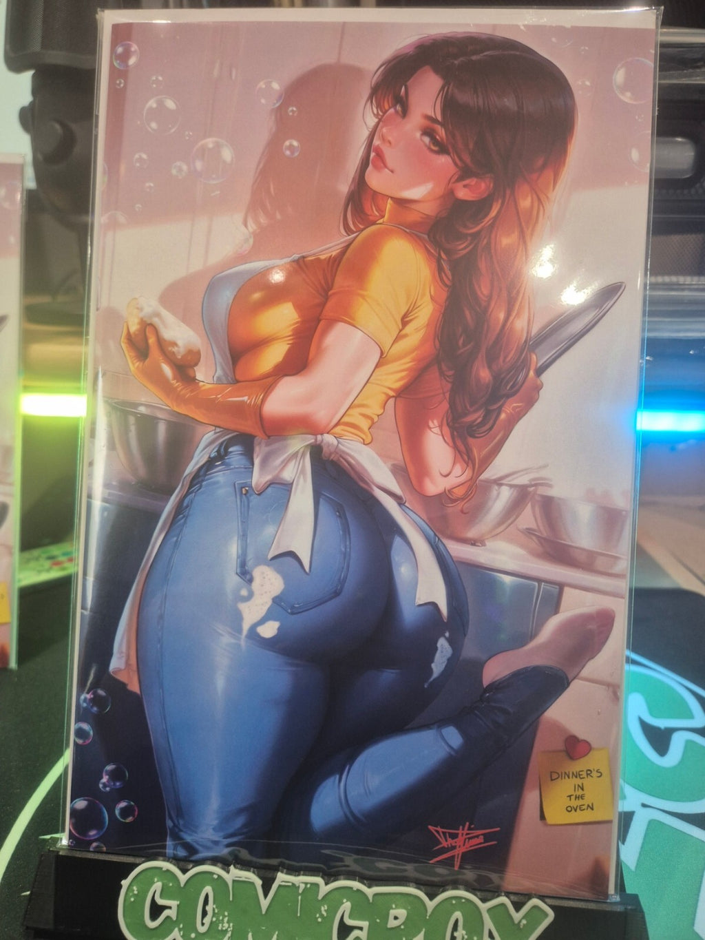 Artist Alley, Aunt May (Spider-Man) 'Dinners in the Oven' Nice Variant NM+