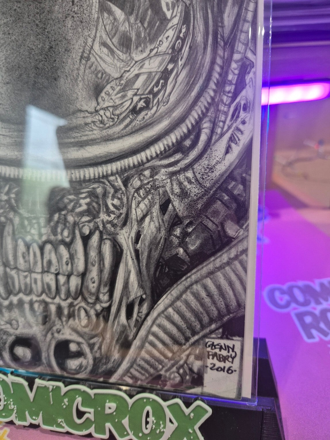 Predator vs Judge Dredd vs Aliens #2, 2016, Rare Pencil Variant, VF+ to VF/NM