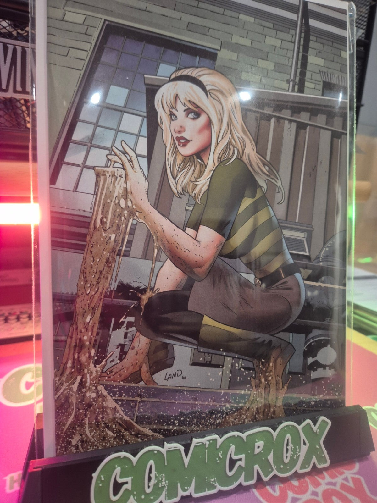 Spider-Gwen: Shadow Clones #2, Greg Land Rare Incentive Virgin Variant 1:100, NM