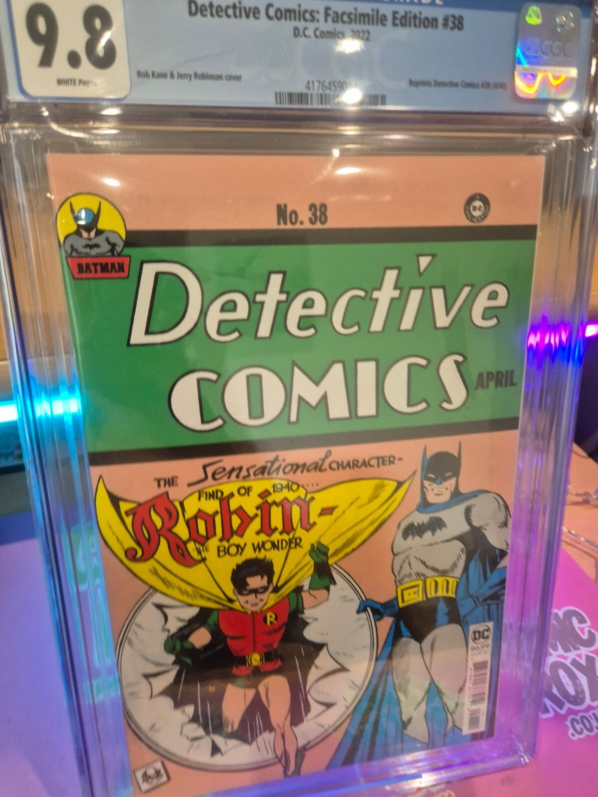 Detective Comics #38, CGC 9.8 White Pages Facsimile 1st app of Robin