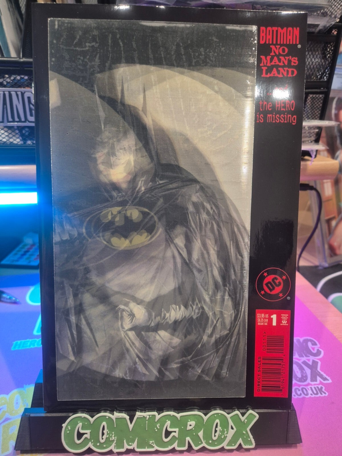 Batman No Mans Land #1, 1999, Lenticular Cover, NM