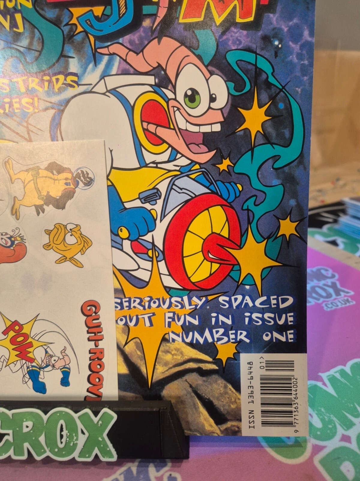 Earthworm Jim Comic #1, Free Stickers & Poster still attached, 1996, NM