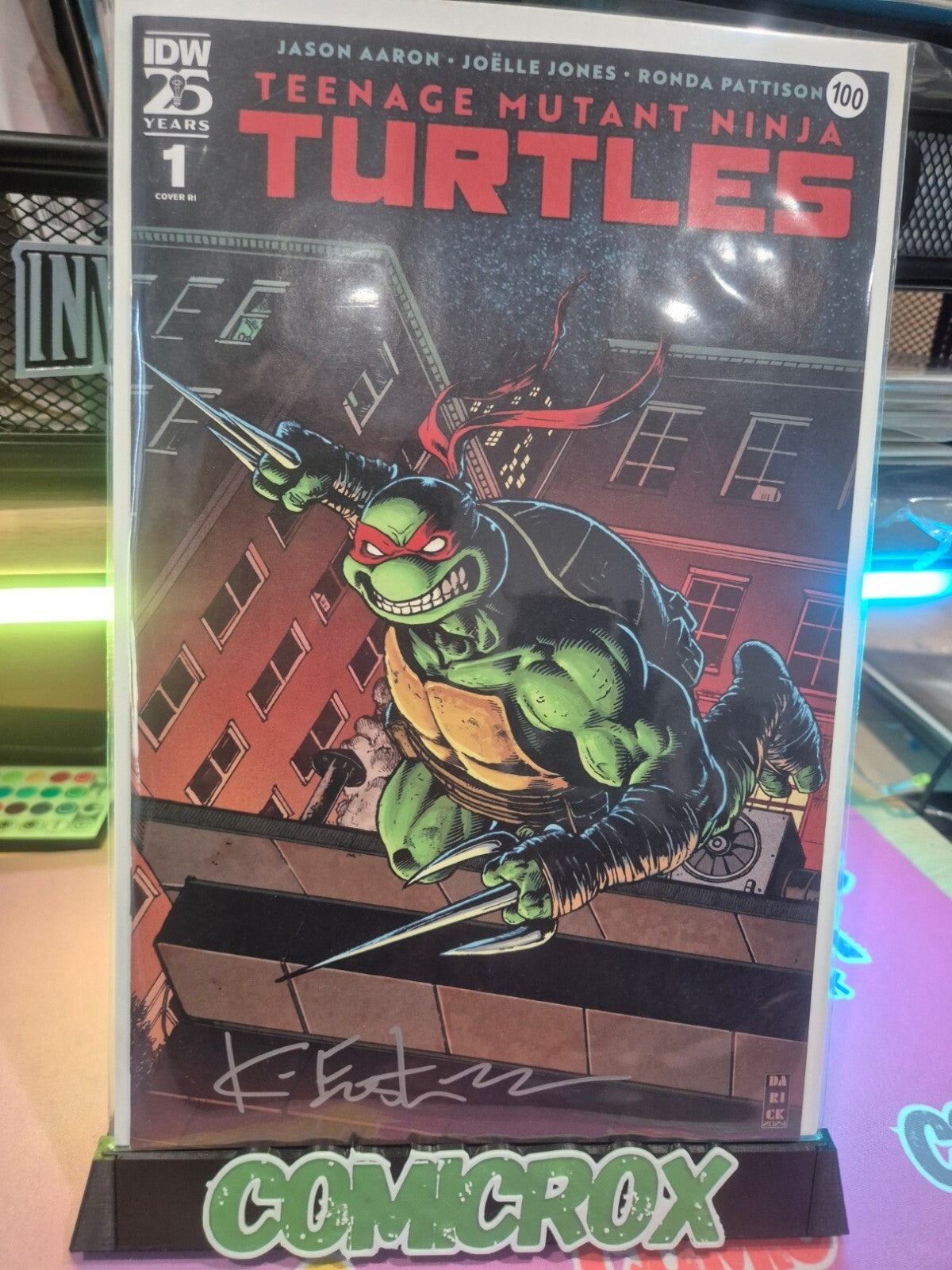Teenage Mutant Ninja Turtles #1, V Rare 1:50 Incentive Cover Signed by Eastman