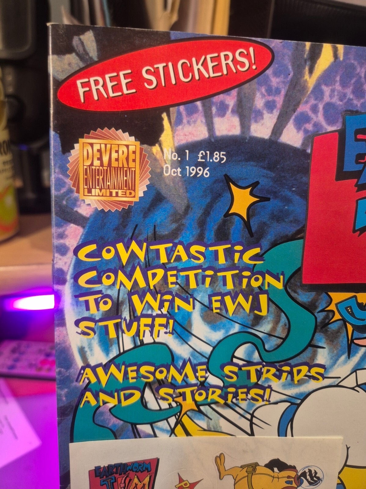 Earthworm Jim Comic #1, Free Stickers & Poster still attached, 1996, NM