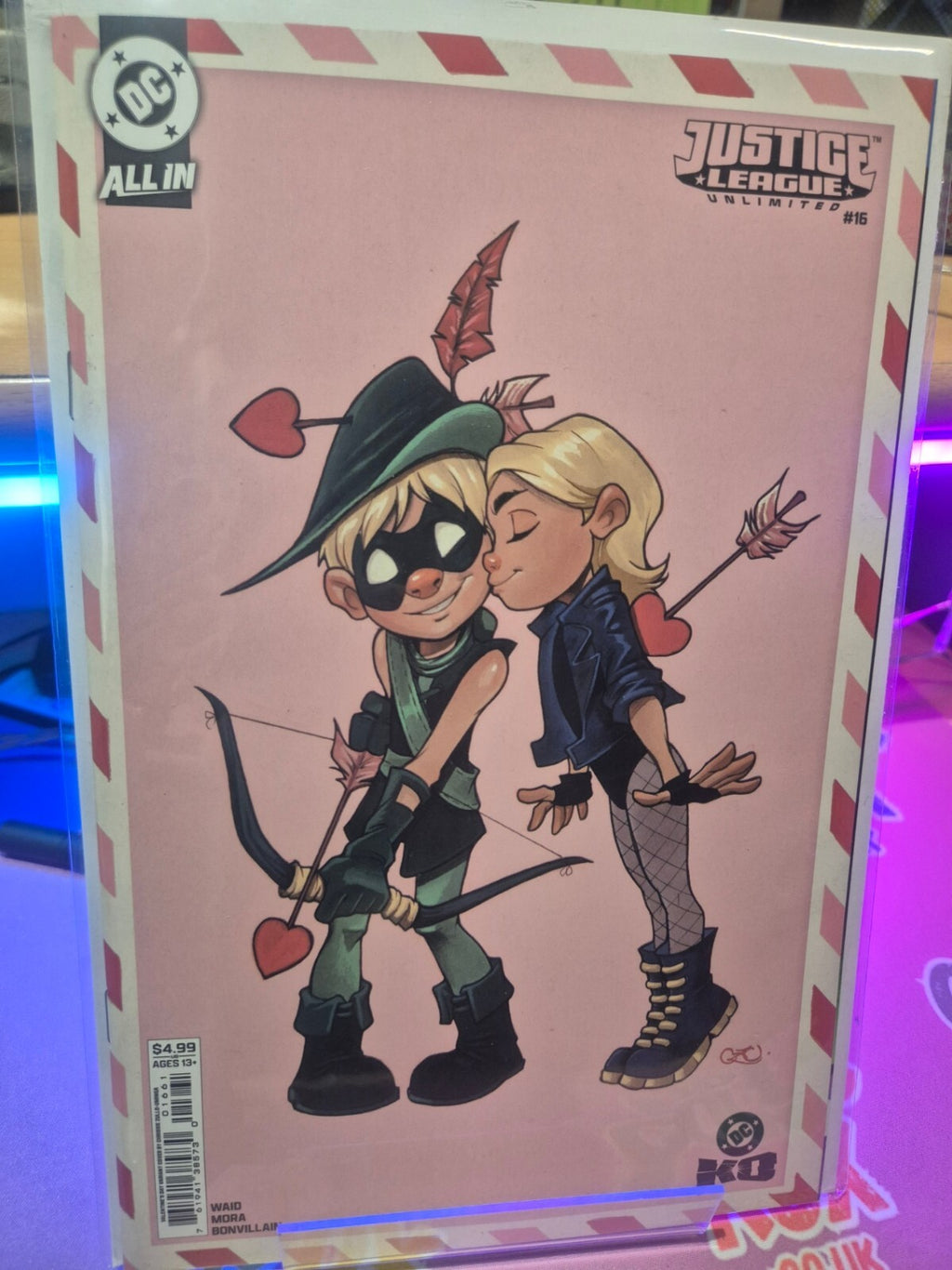 Justice League Unlimited #16, Chrissie Zullo Valentines Day Variant, NM