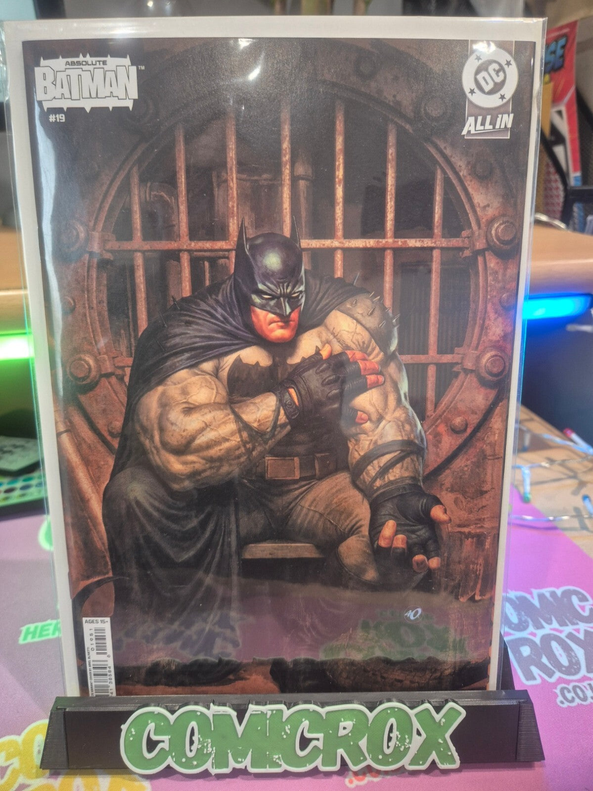 Absolute Batman #19, 2026, Rares Ariel Olivetti 1:25 Variant Cover, NM