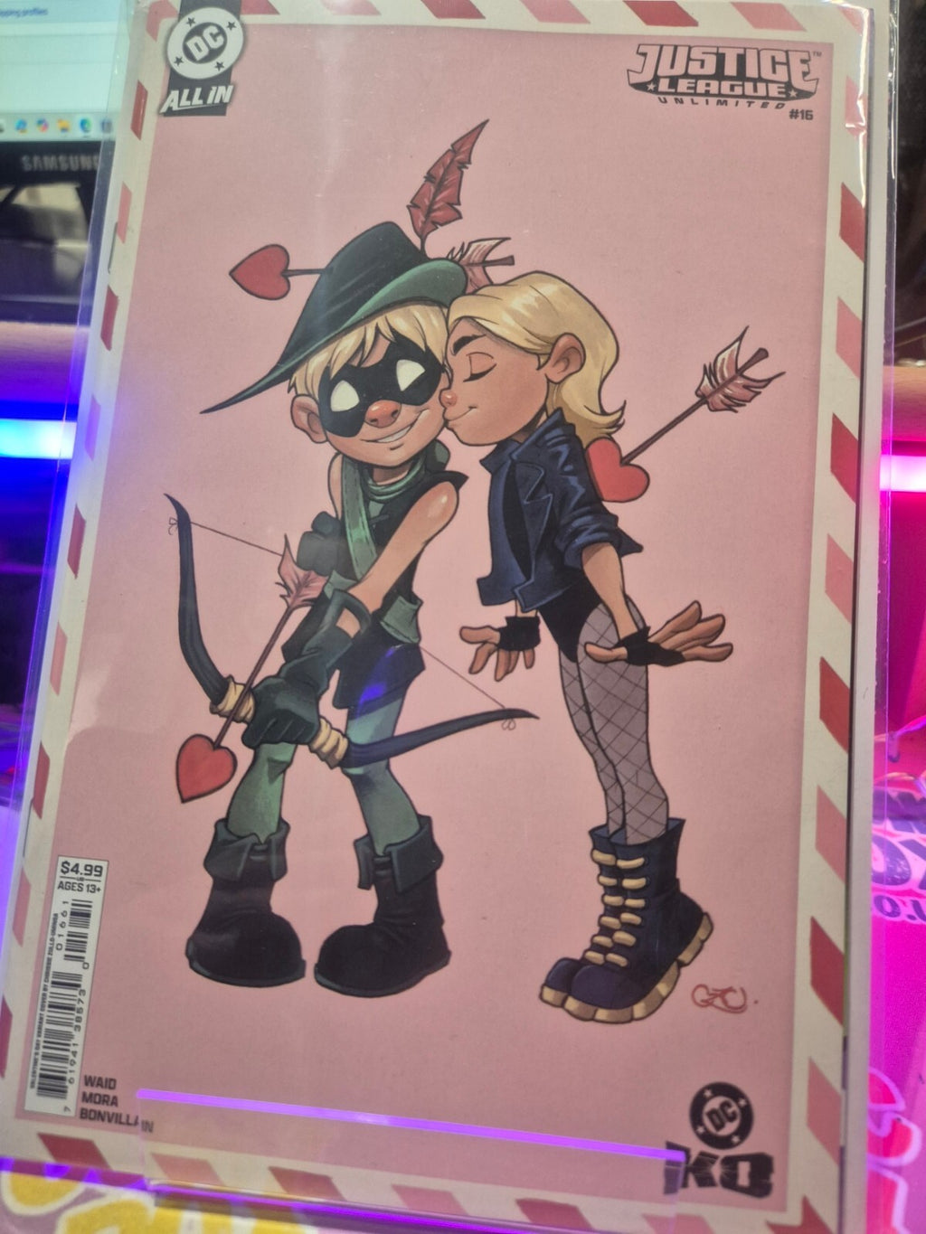 Justice League Unlimited #16, Chrissie Zullo Valentines Day Variant, NM