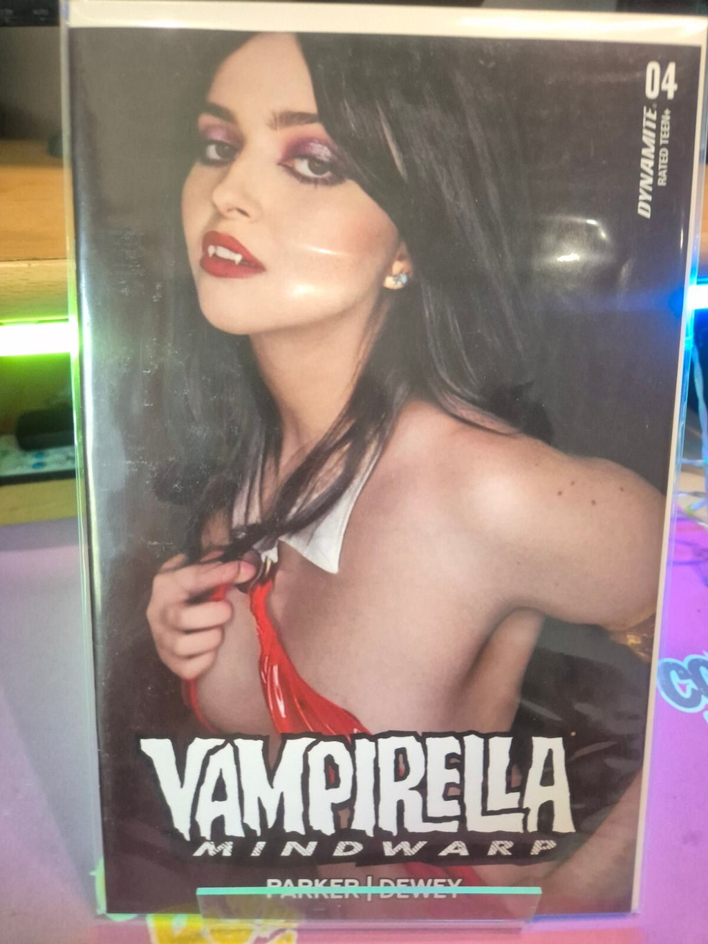 Vampirella: Mindwarp #4, 2022, Katie Baker Cosplay Photo Cover, NM