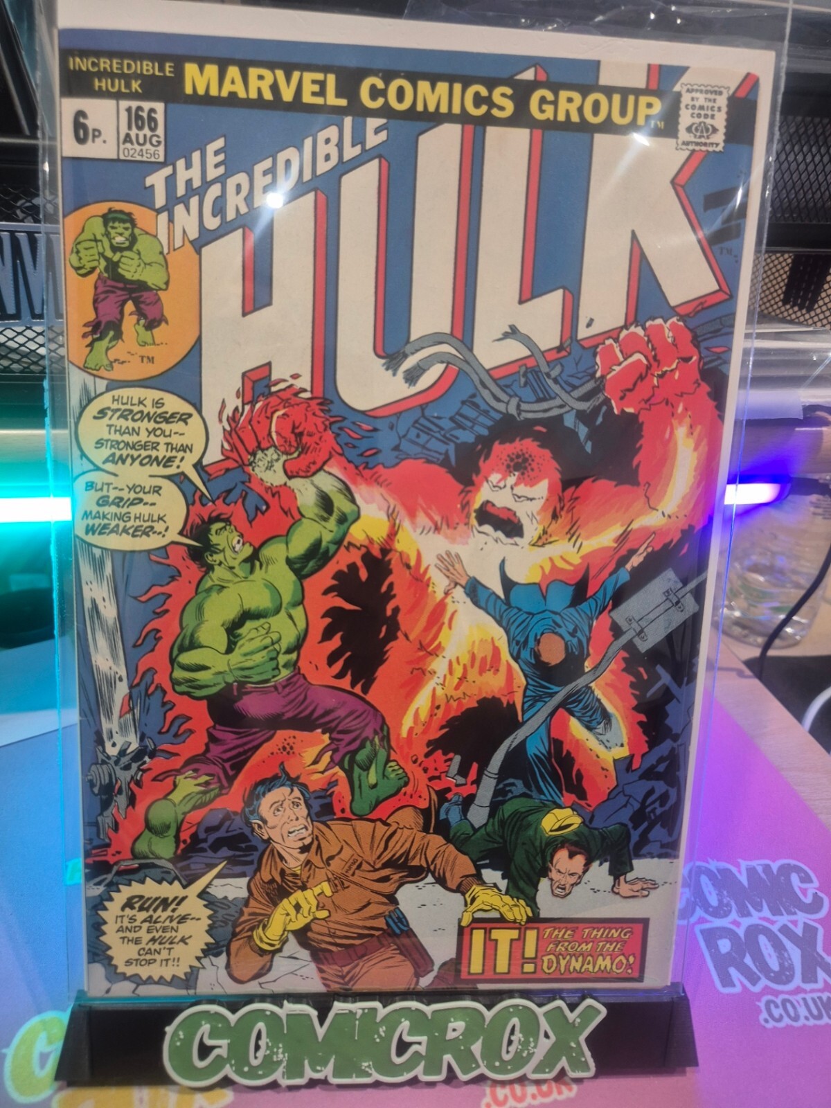The Incredible Hulk #166, 1973, 1st App Zzzaxm UK Price Variant 9.0/9.2