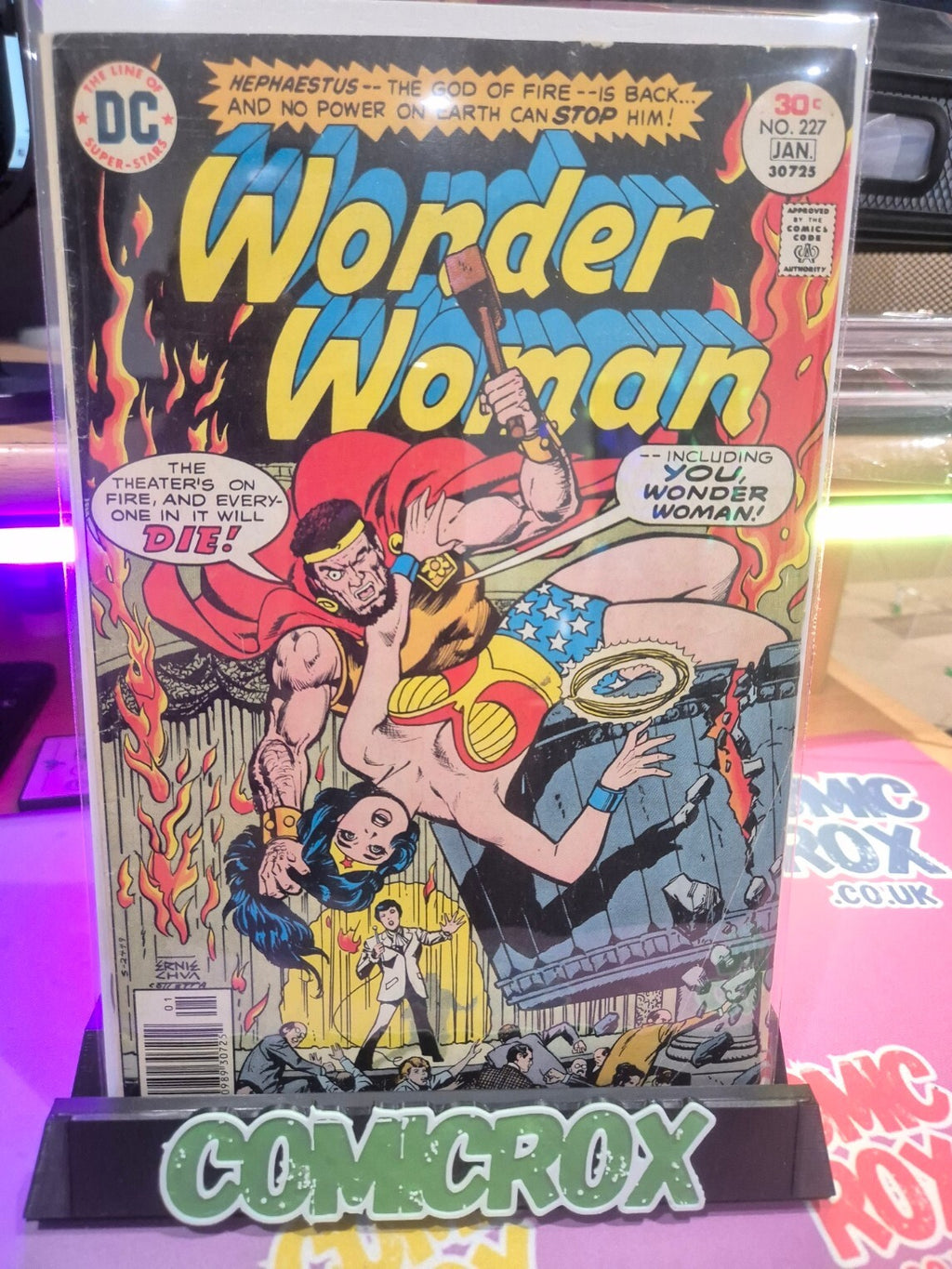 Wonder Woman #227, 1977, High Grade FN/VF