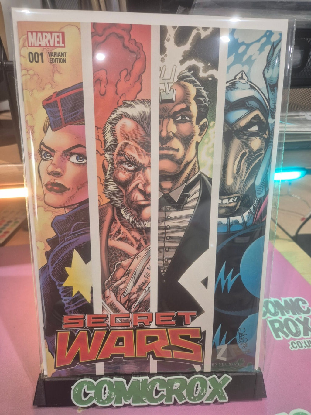Secret Wars #1, 2015, Pat Broderick Exclusive Variant, Mylar, NM+