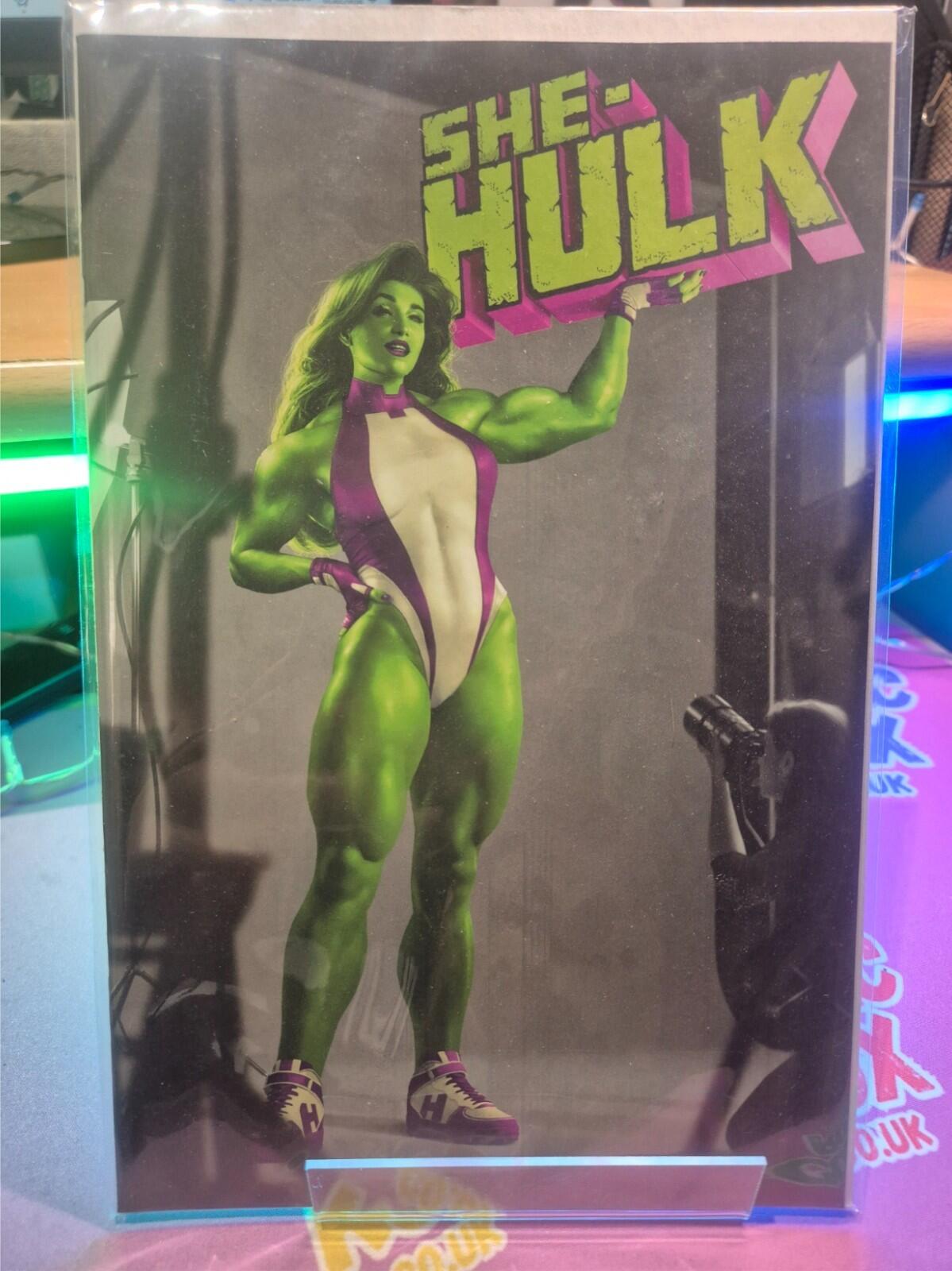 She Hulk #1, Razzah Variant Cover A, Rare, Ltd 3000, NM