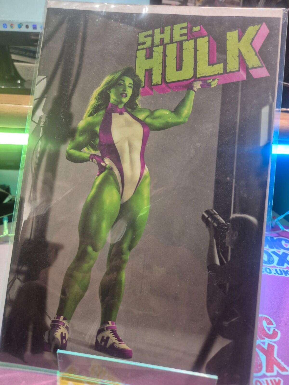 She Hulk #1, Razzah Variant Cover A, Rare, Ltd 3000, NM